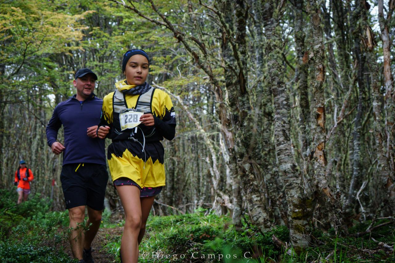 “Coty», la niña de 11 años que conquistó el corazón de la Patagonia en su primera carrera de Trail Running