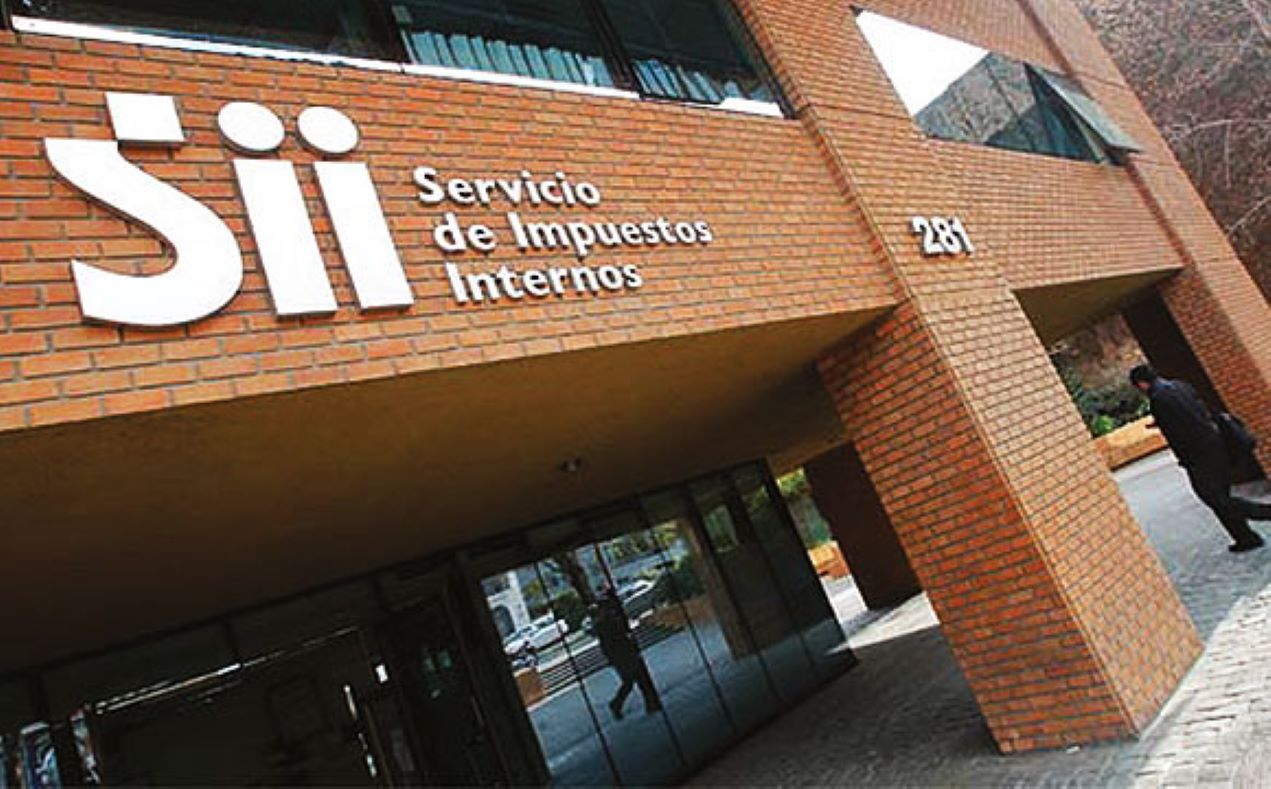 Ley Anti-evasión: SII informa de más de 153 mil cuentas de chilenos en el extranjero con capitales que alcanzan los US$32.579 millones en paraísos fiscales
