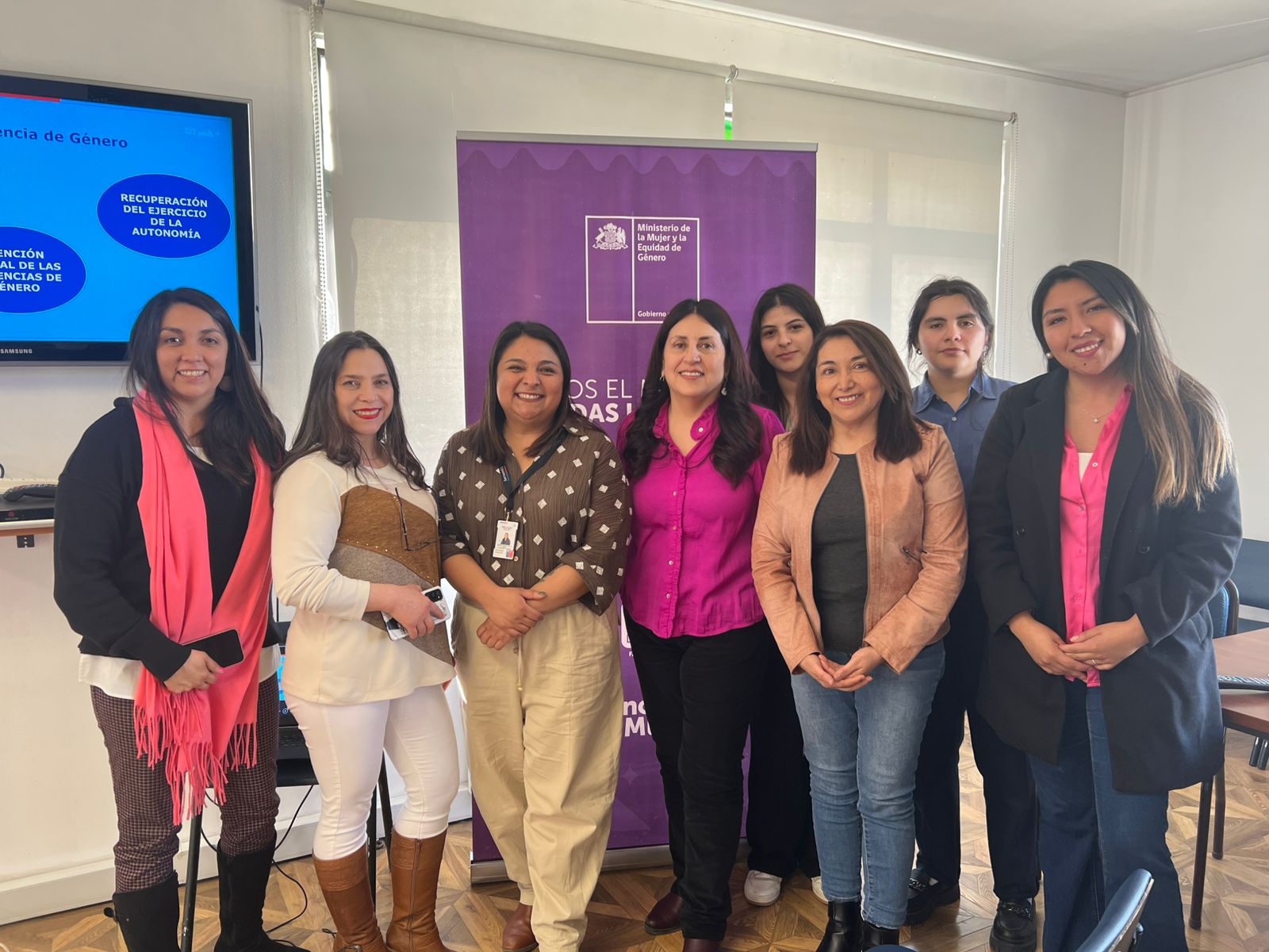 SEREMI de la Mujer junto a SernamEG presentan campaña “No la hagas viral” en Porvenir con talleres y conversatorios