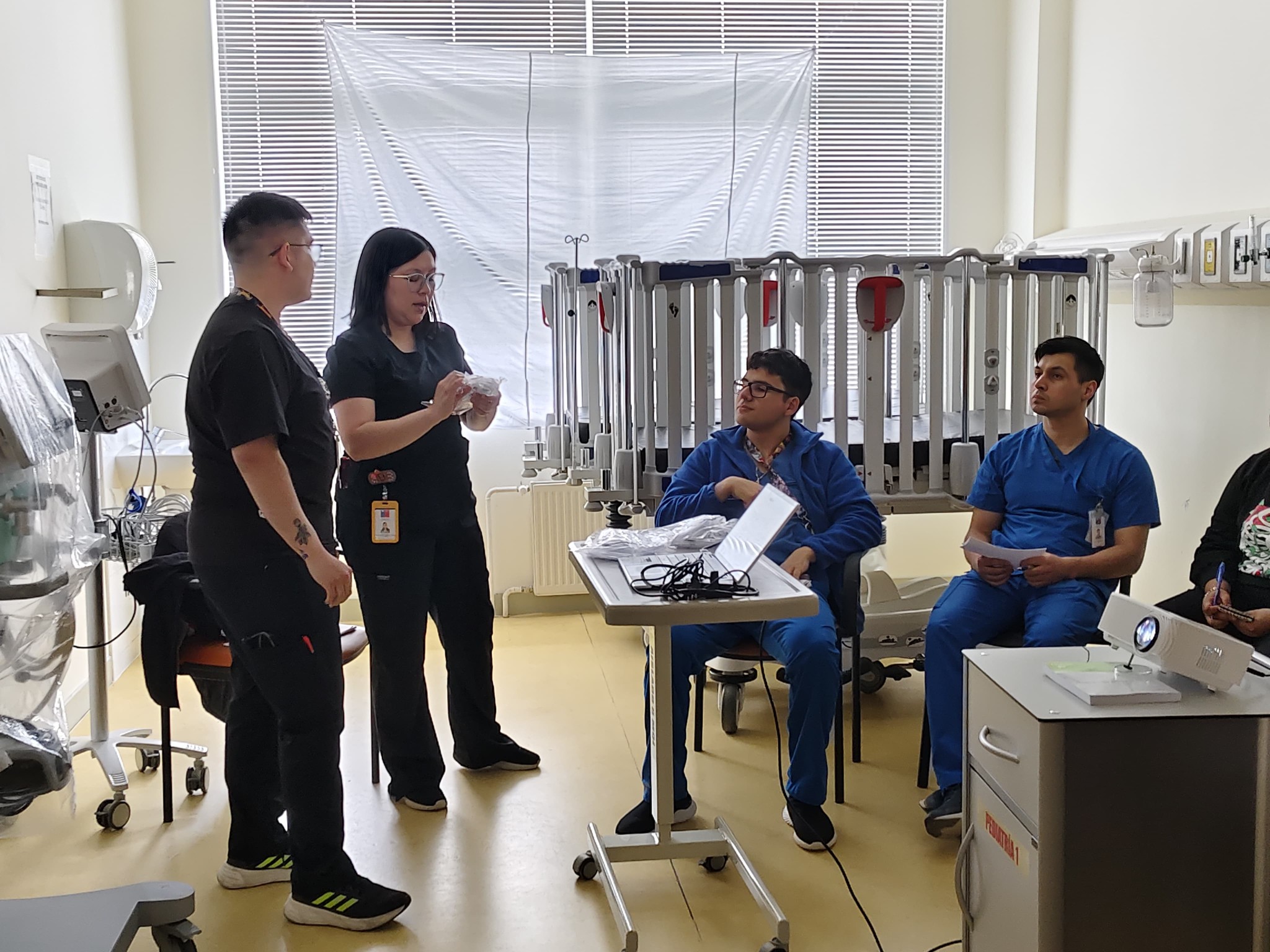 Capacitación de Oxigenoterapia se realizó en el Hospital de Puerto Natales