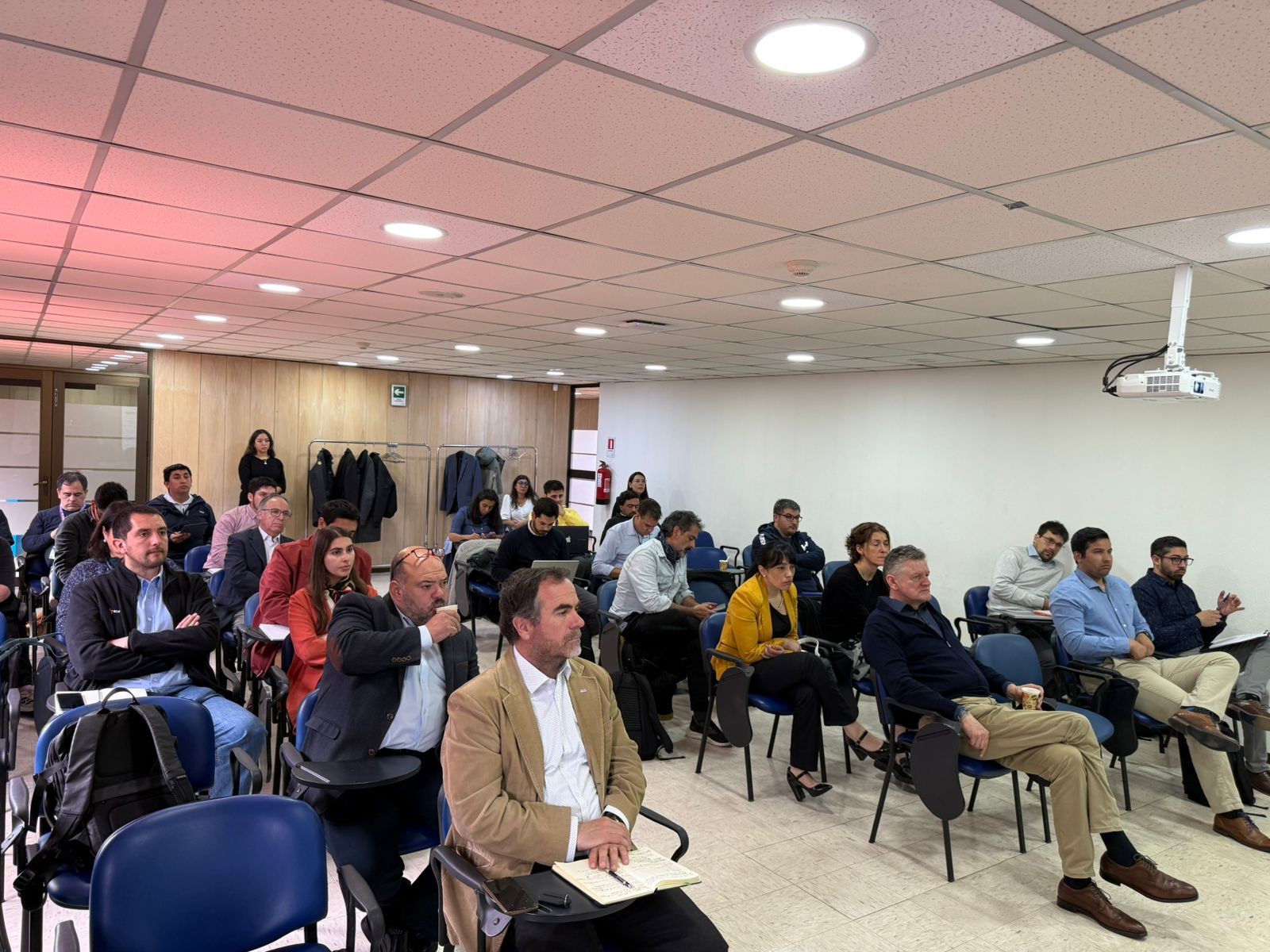 Programa Transforma H2V Magallanes impulsa el desarrollo económico y ambiental con el lanzamiento del estudio “Hubs Industriales Adyacentes al Hidrógeno Verde”