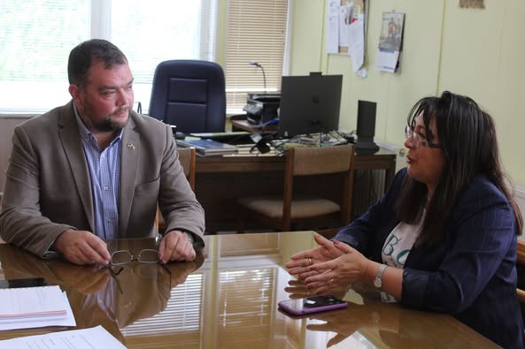 Directora del SENCE se reúne con Delegado de Ultima Esperanza Guillermo Ruiz