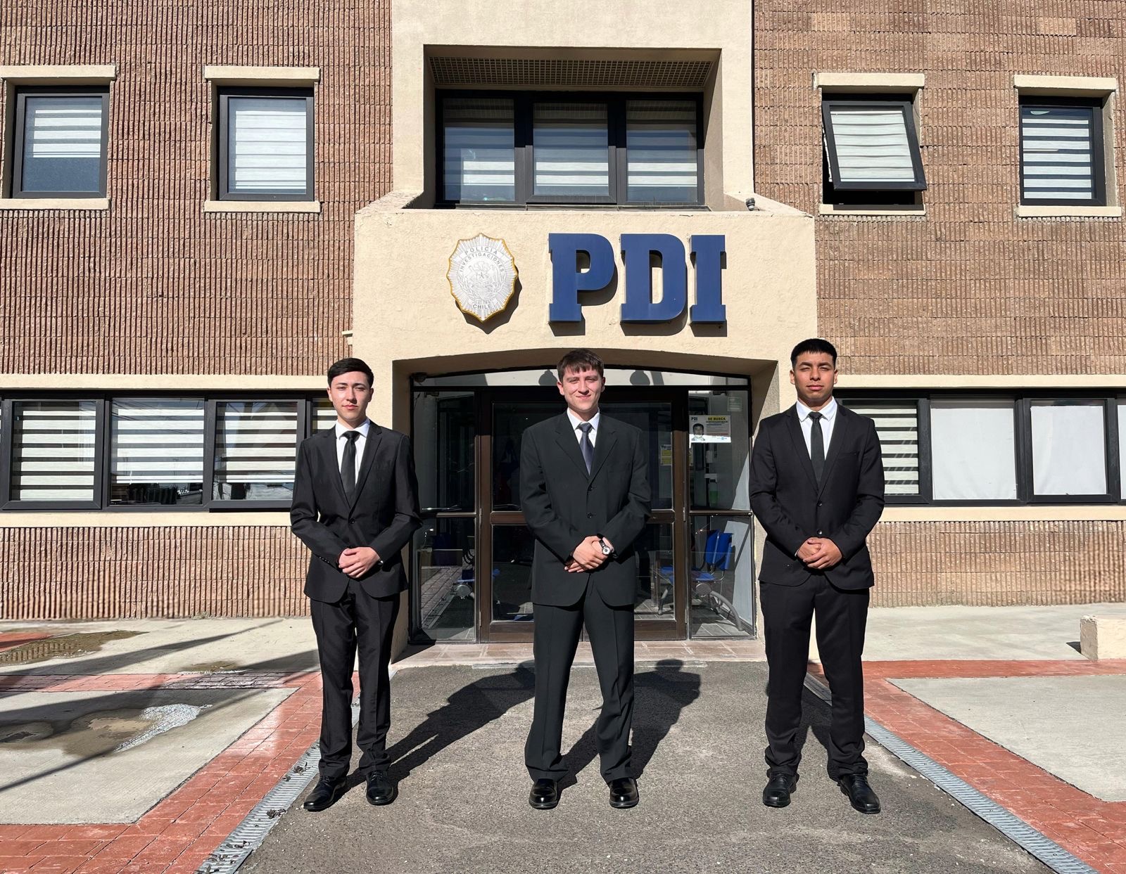 Tres jóvenes magallánicos fueron seleccionados para ingresar a la Escuela PDI