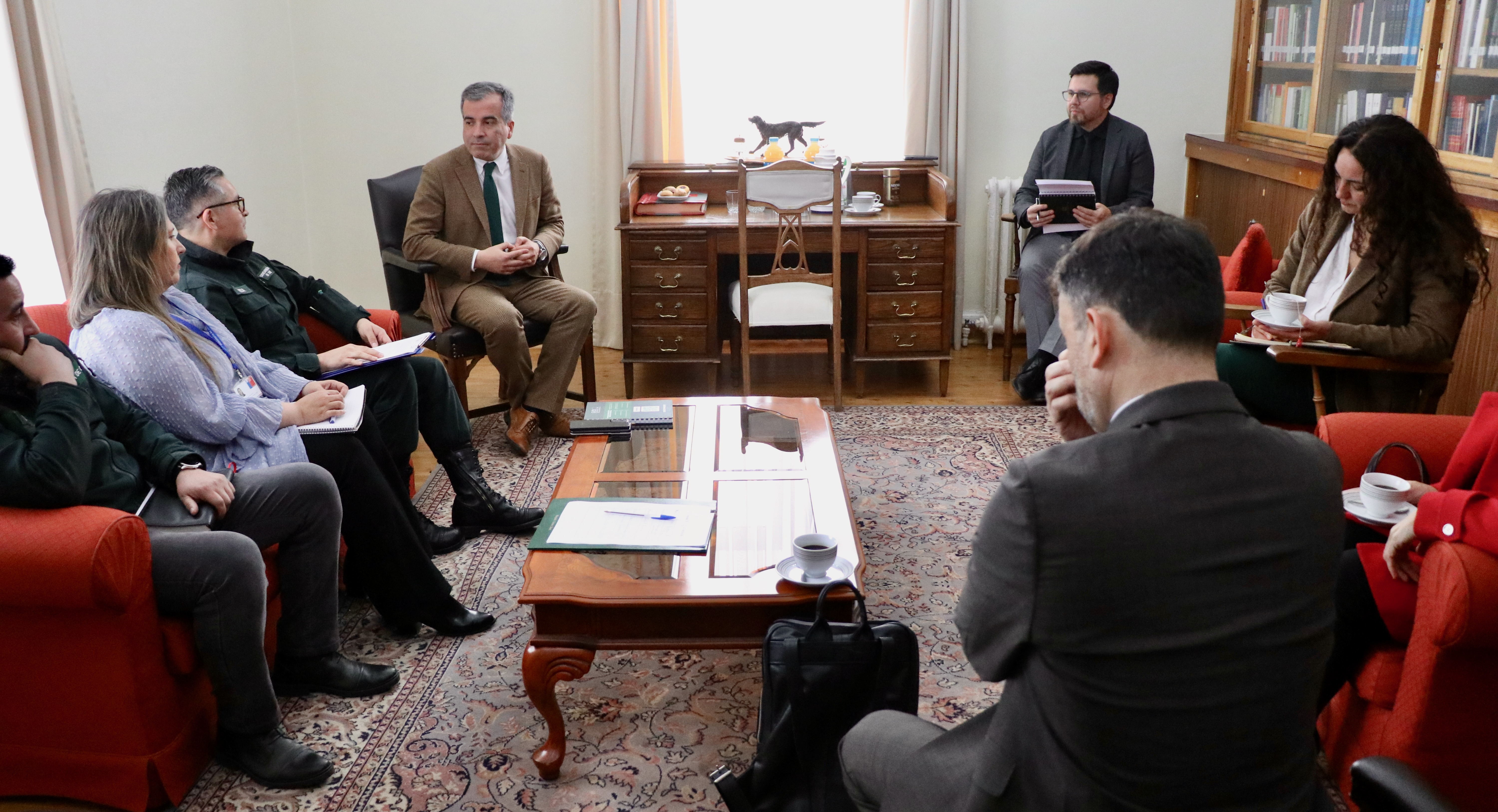 Fiscal judicial de la Corte de Punta Arenas encabeza reunión de Mesa de Supervisión Carcelaria