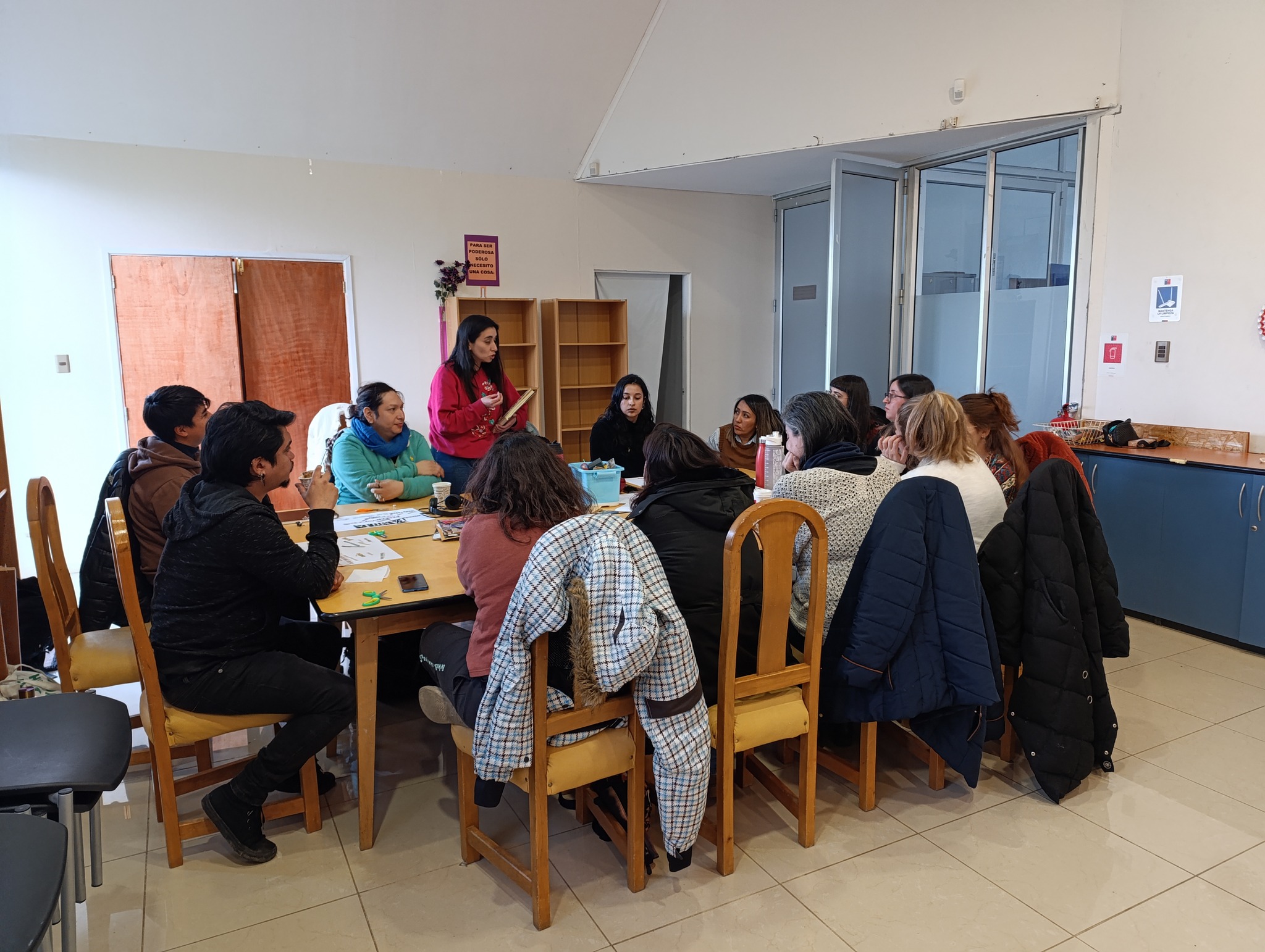 Lanzamiento Literario en la  Biblioteca N° 47 de Punta Arenas