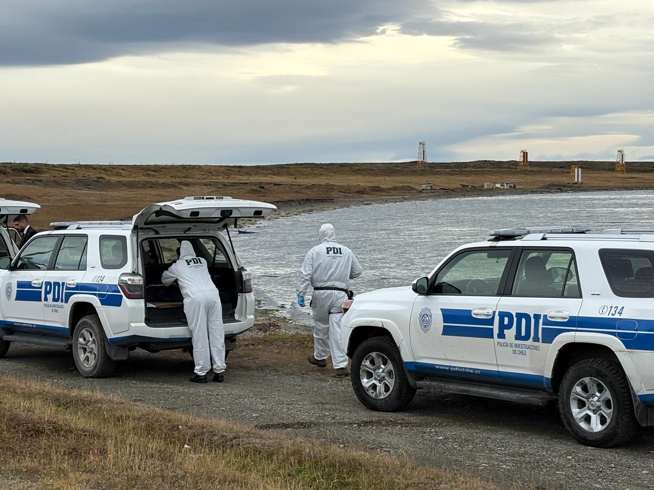 Encuentran a dos pescadores fallecidos en Bahía Los Pinos: PDI descarta participación de terceros