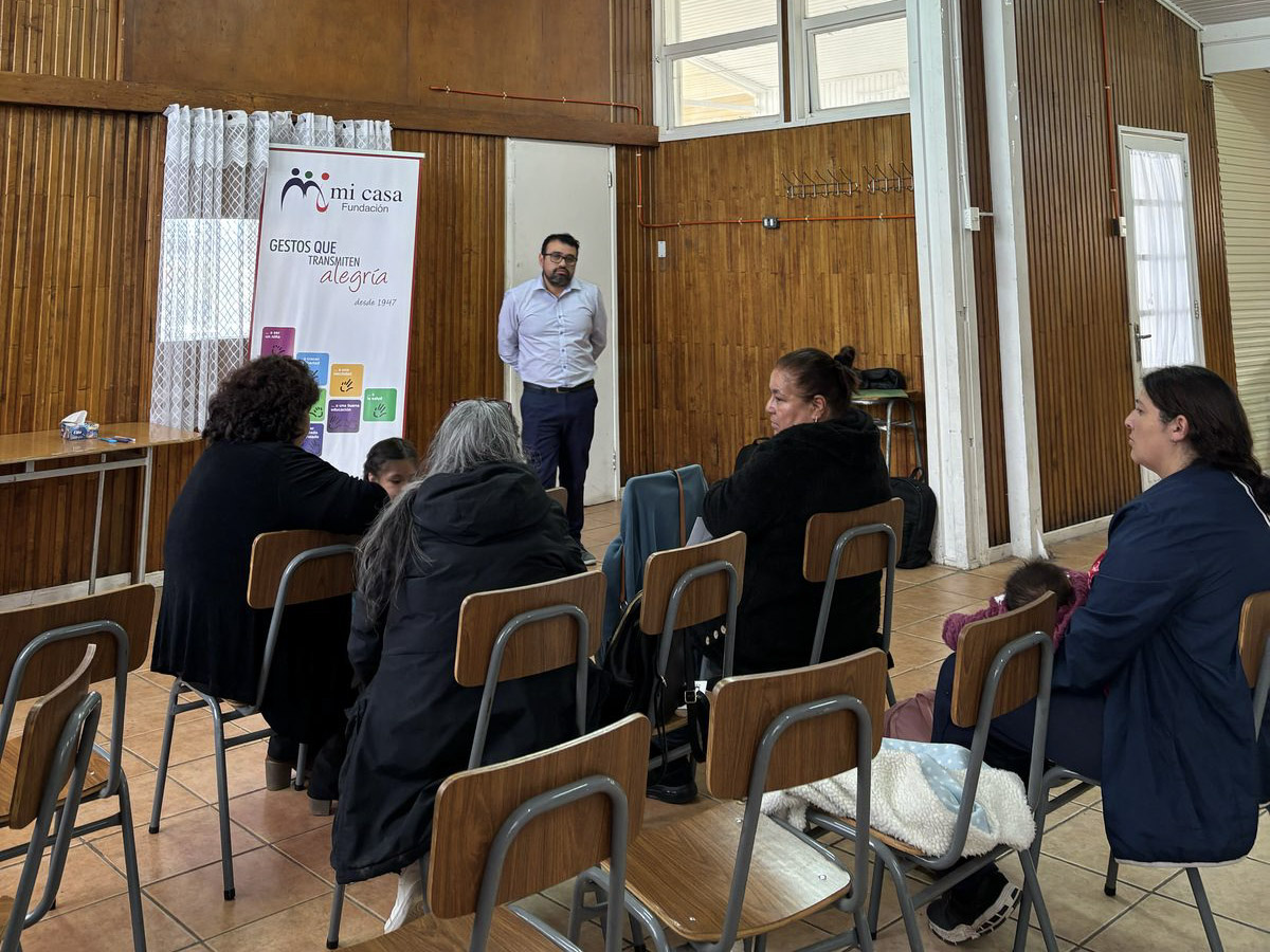 FAE Puerto Natales junto a municipio realizaron Taller de Ayudas Sociales y actualización de Registro Social de Hogares