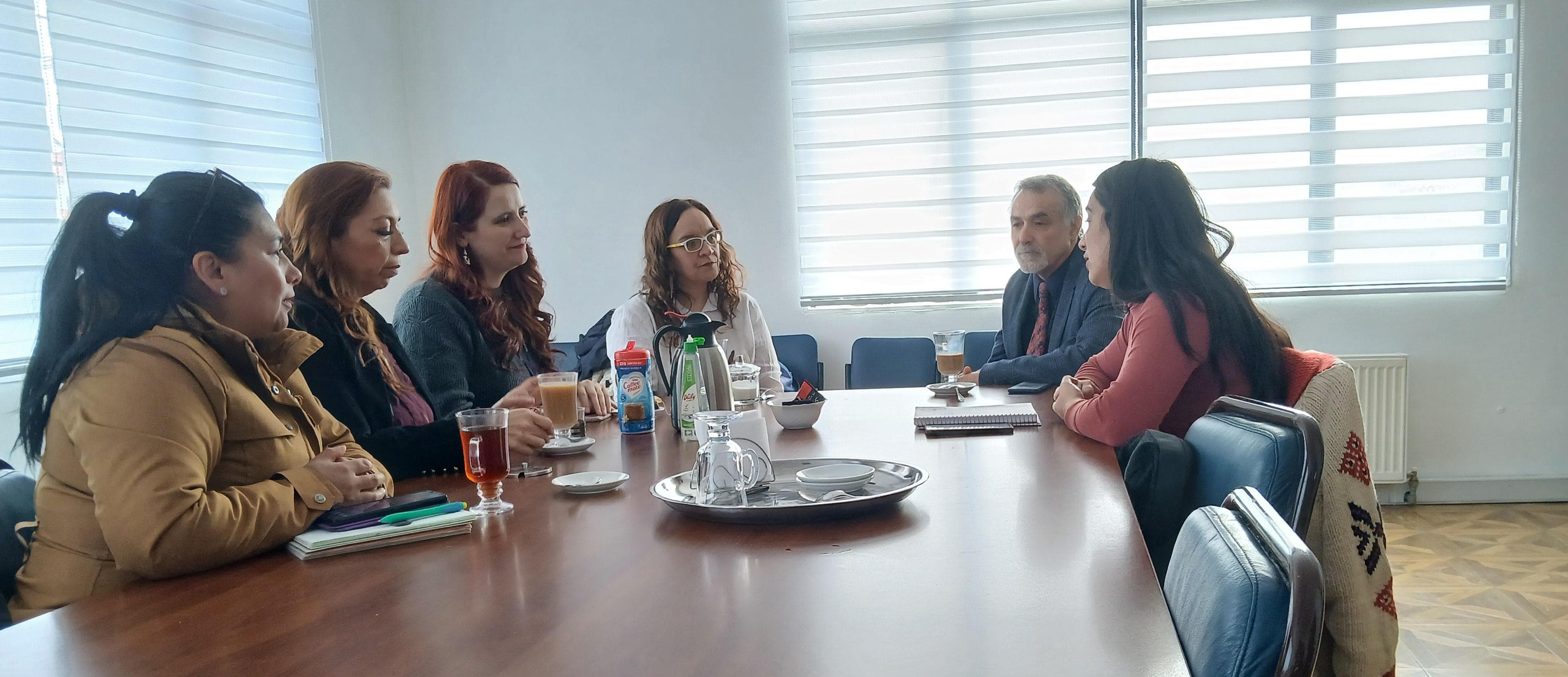Reunión de trabajo sobre situación crítica que aborda Liceo María Auxiliadora de Porvenir