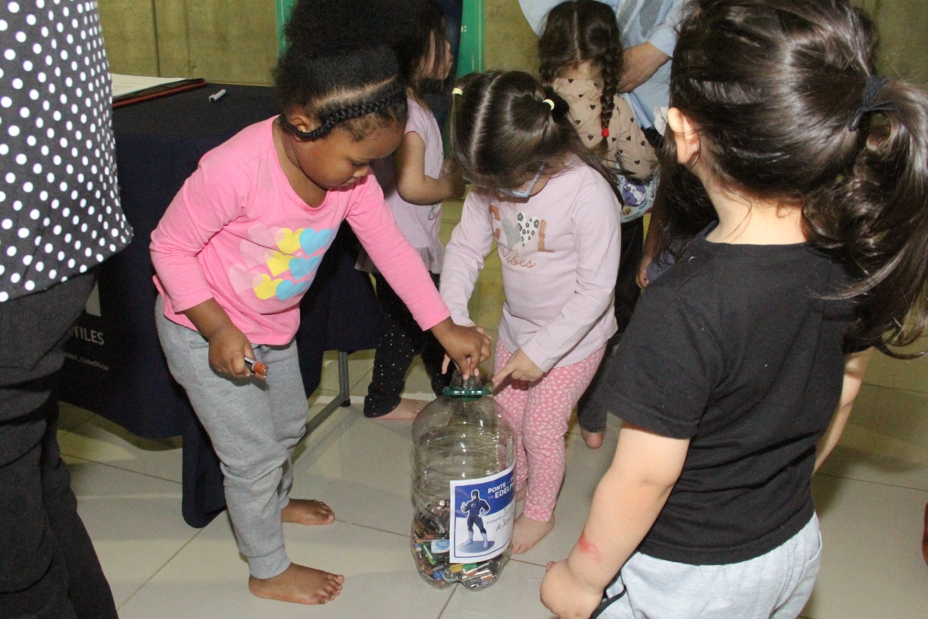 Las niñas y los niños de la Junji Magallanes se “ponen las pilas con el medio ambiente” en campaña de Edelmag