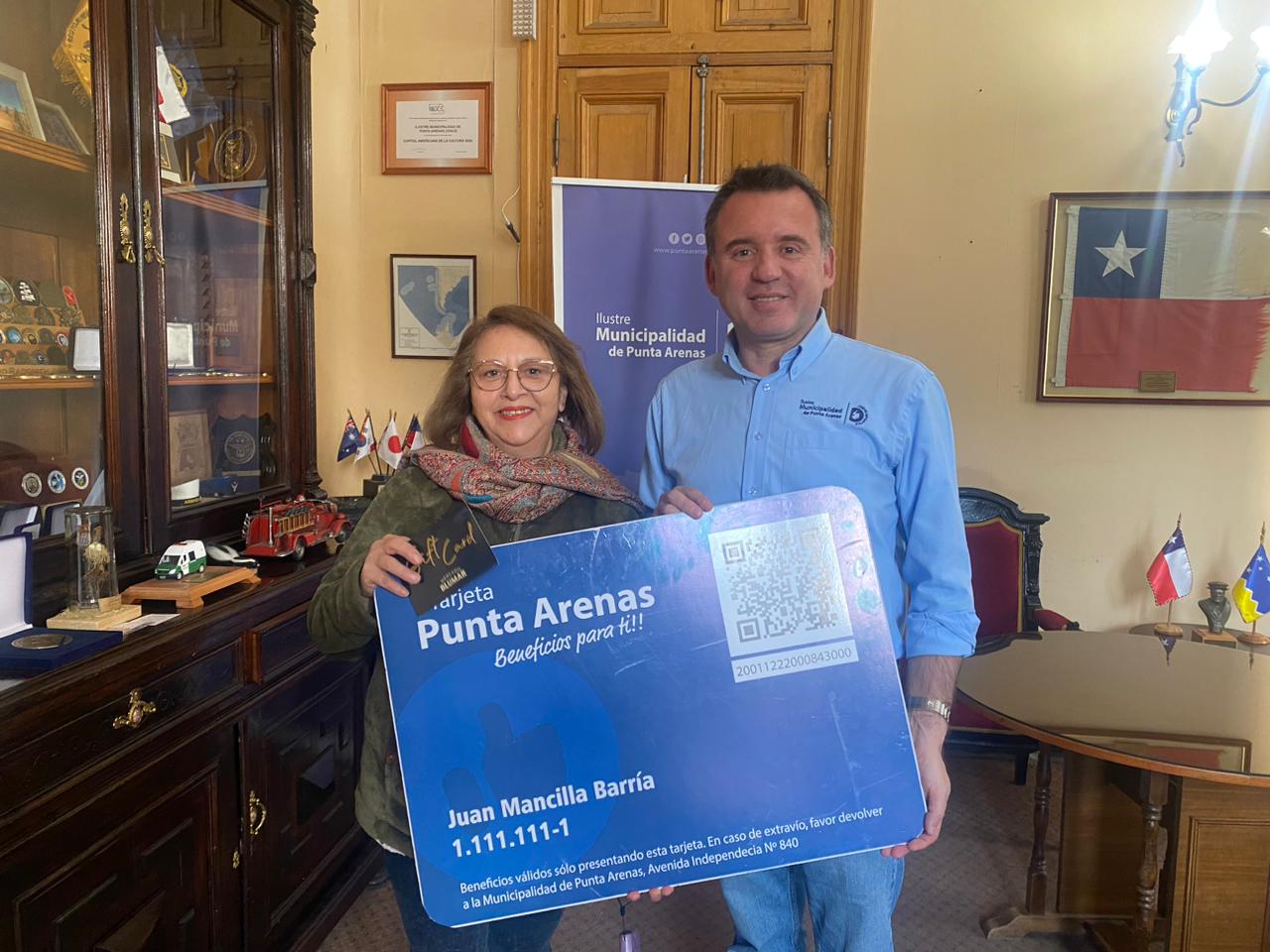 Tarjeta Punta Arenas premió a su usuaria número 40.000