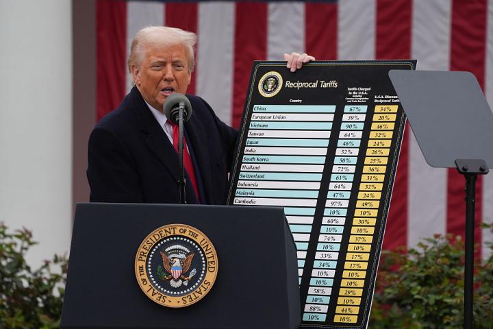 Tribunal comercial de EE. UU. impide a Donald Trump imponer aranceles generalizados