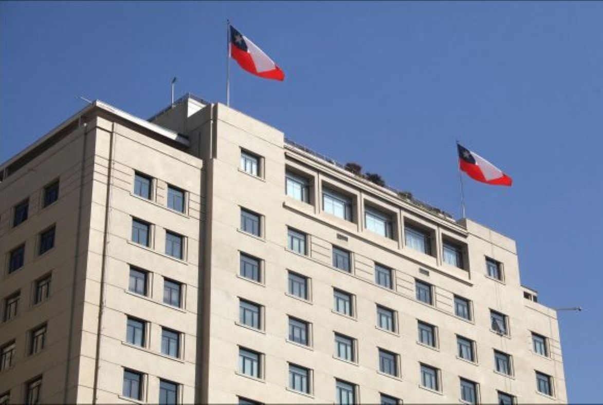 Gobierno de Chile retira sus agregados militares de Israel