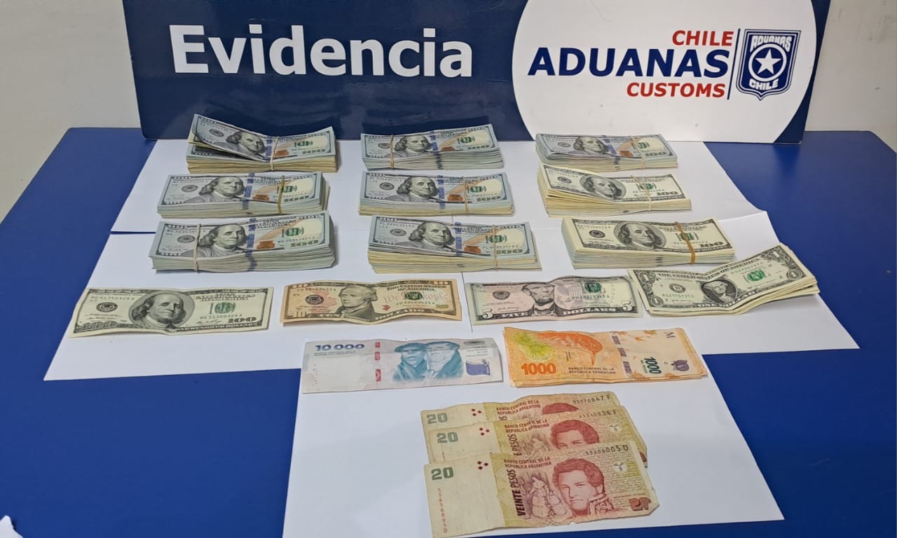 Aduanas incauta 90 mil dólares no declarados a ciudadano argentino en Monte Aymond