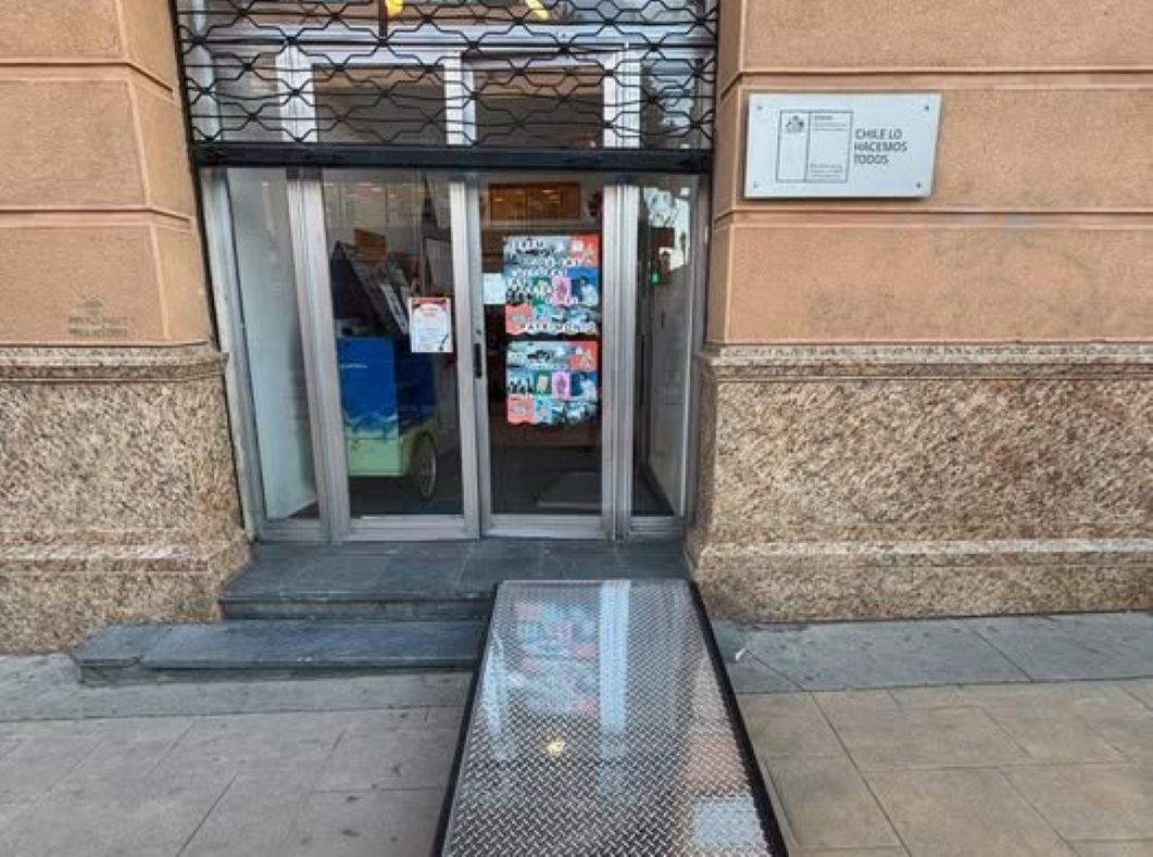 Acceso universal en las oficinas de la SEREMI de Culturas en Punta Arenas