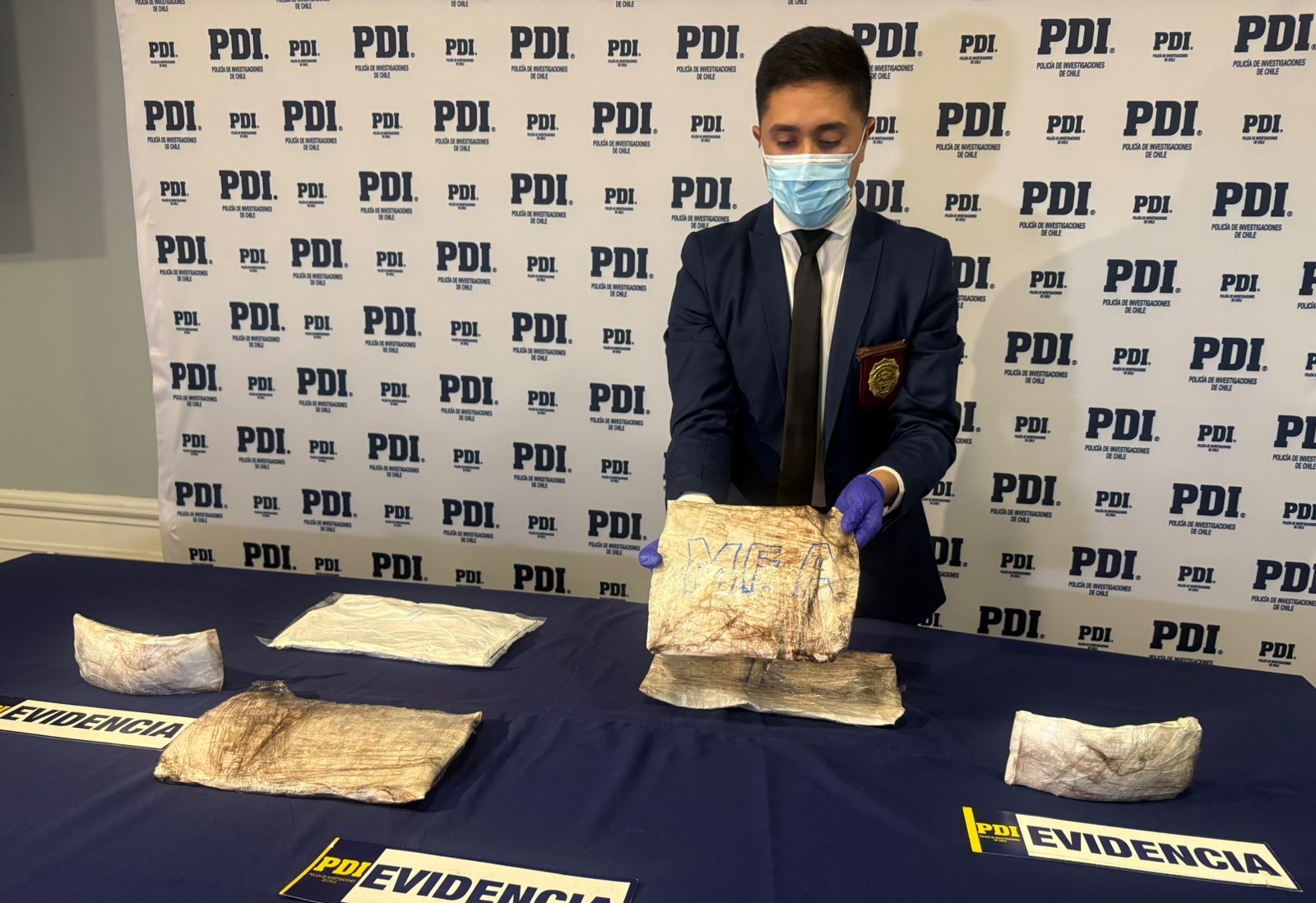 Detectan a mujer de nacionalidad venezolana con más de 4 mil dosis de cocaína adosadas a su cuerpo
