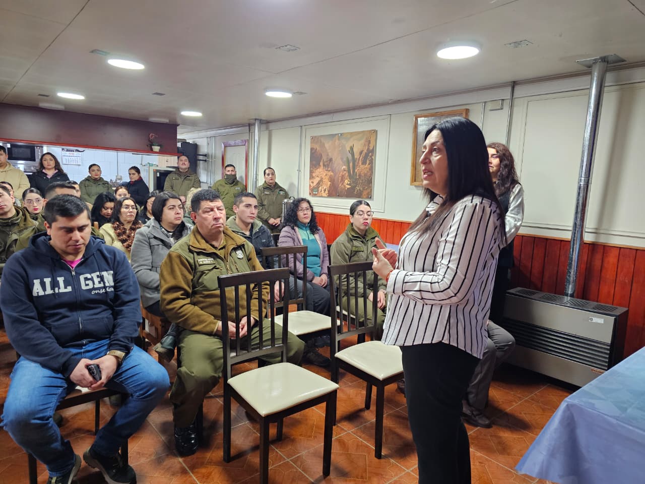 SernamEG y Fiscalía de Magallanes capacitan a Carabineros en prevención de las violencias de género