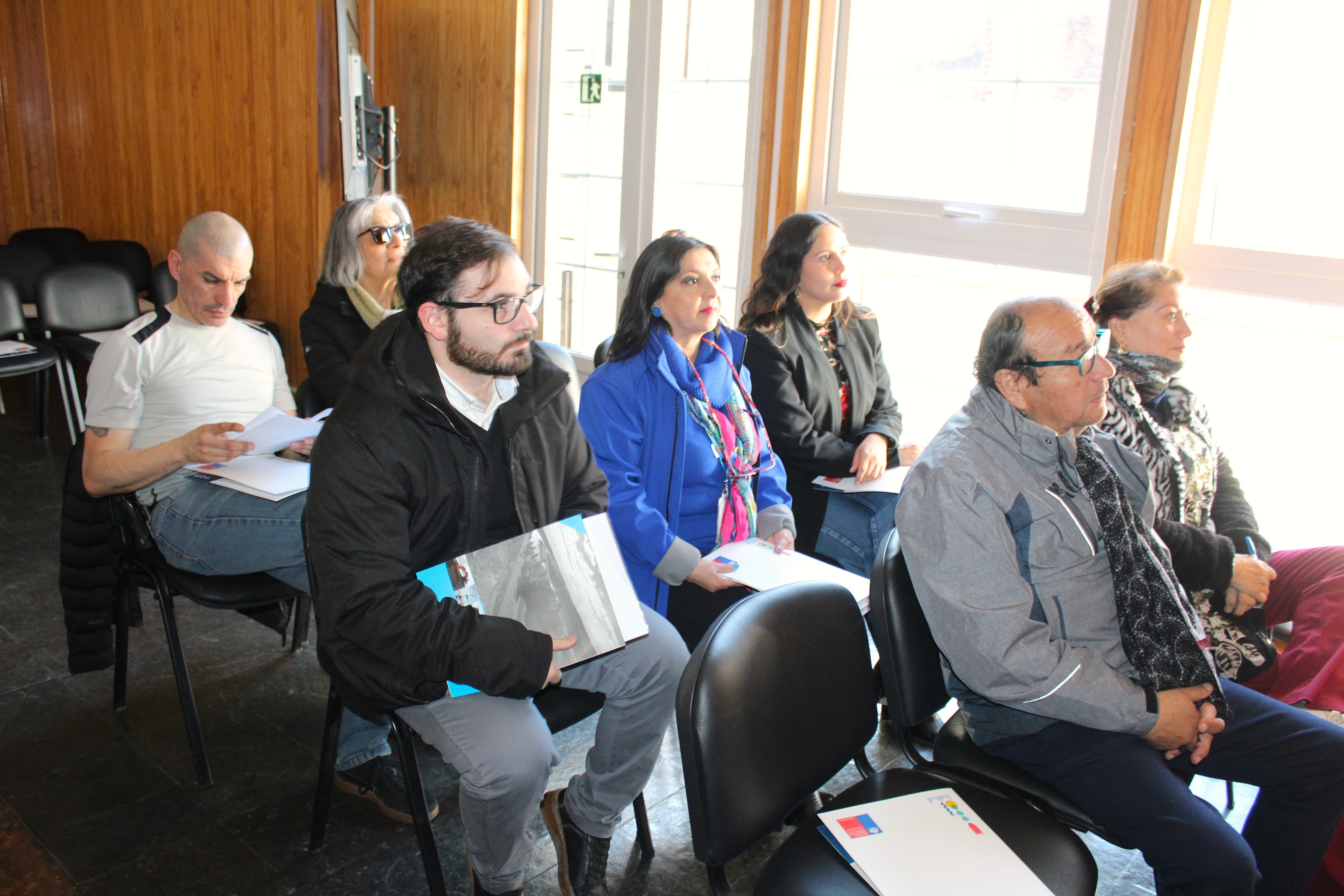 Servicio de Registro Civil e Identificación realiza charla sobre Posesiones Efectivas en Punta Arenas