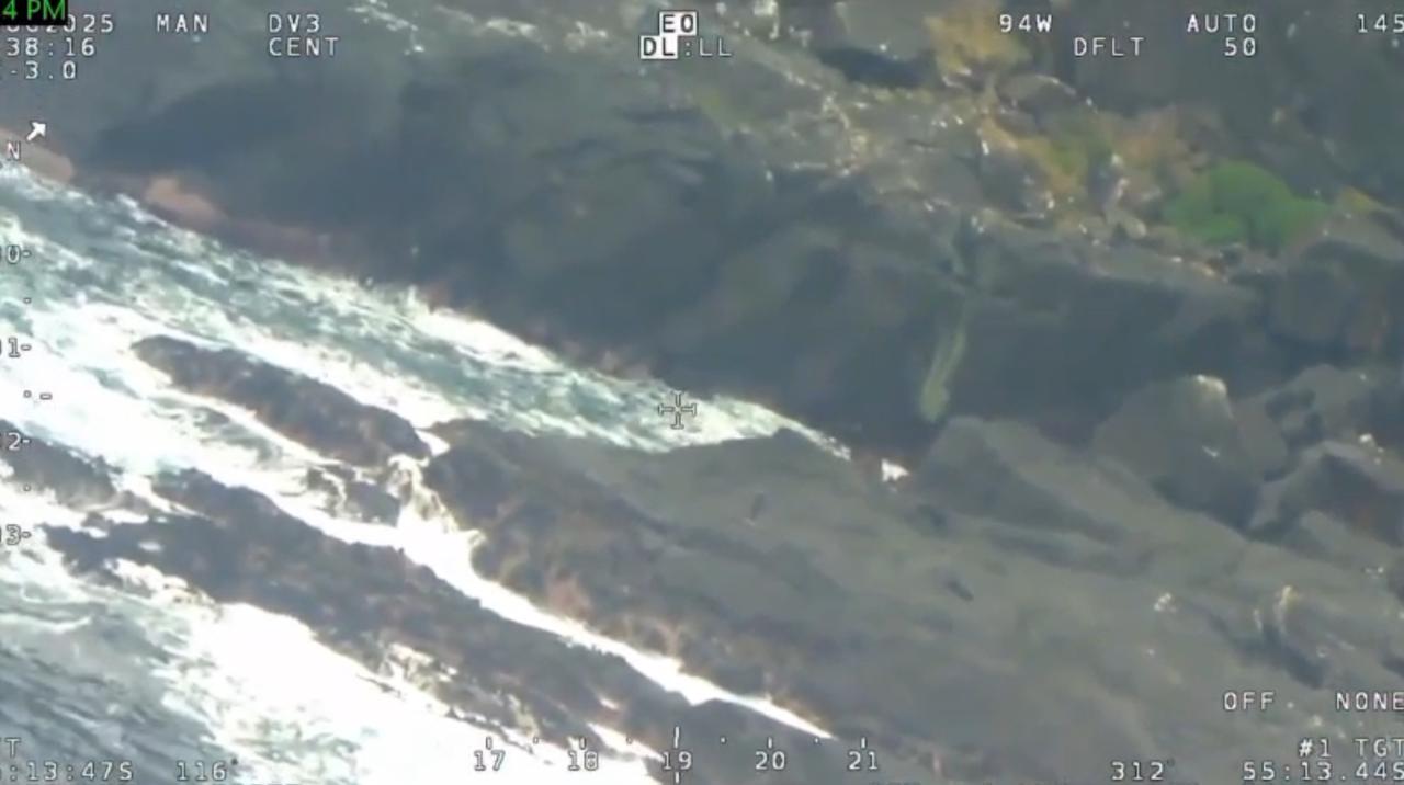Adversas condiciones meteorológicas marcan quinta jornada de búsqueda de pescadores sobrevivientes de LM «Ana Belén»