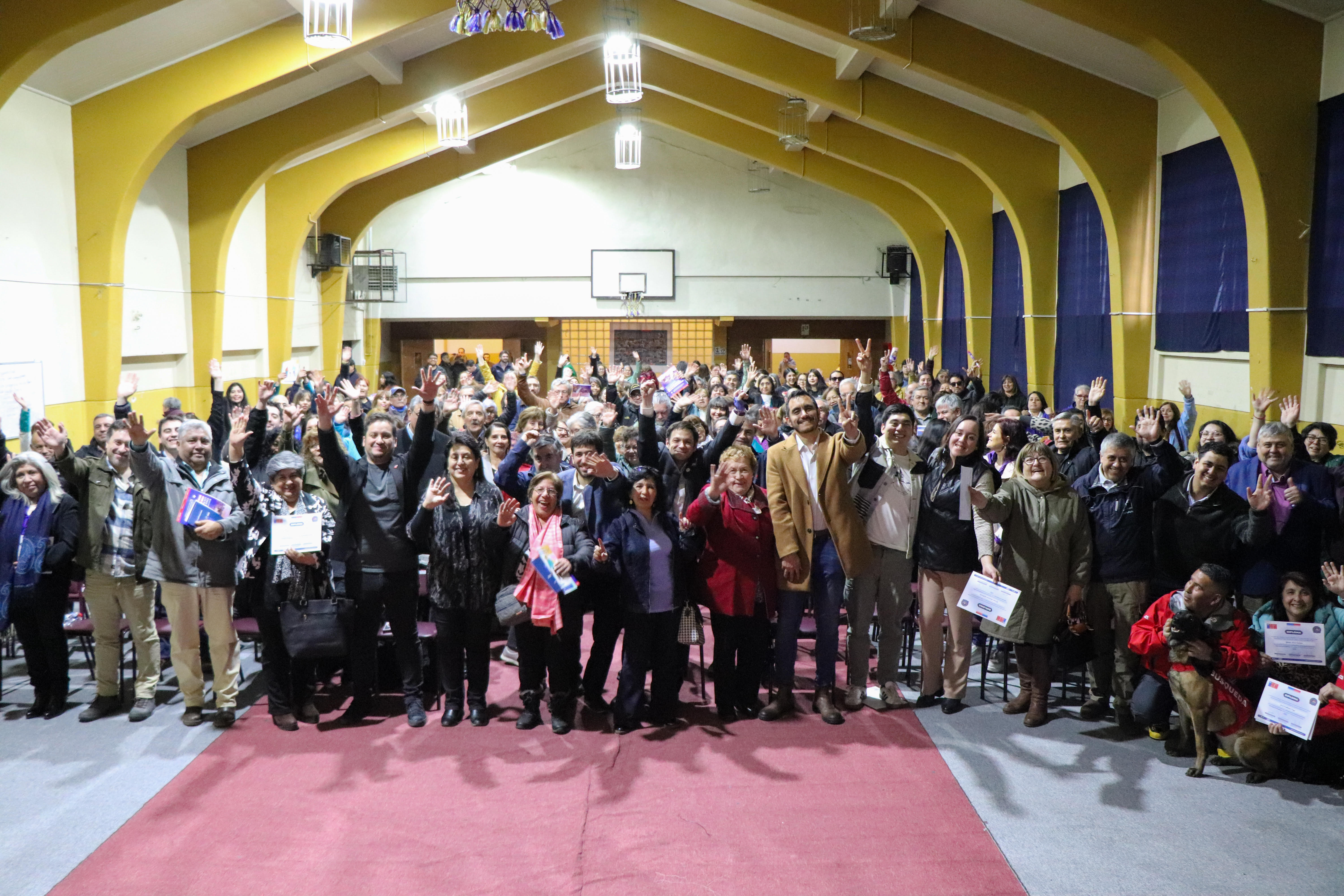 Gobierno reconoce a más de 300 dirigentes sociales y comunitarios de Magallanes