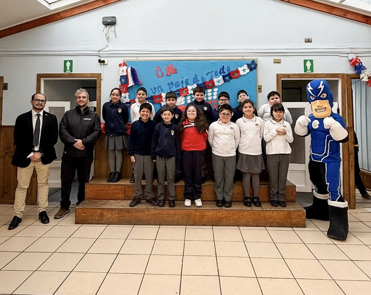 Colegio Francés aprende sobre energía con charla de EDELMAG