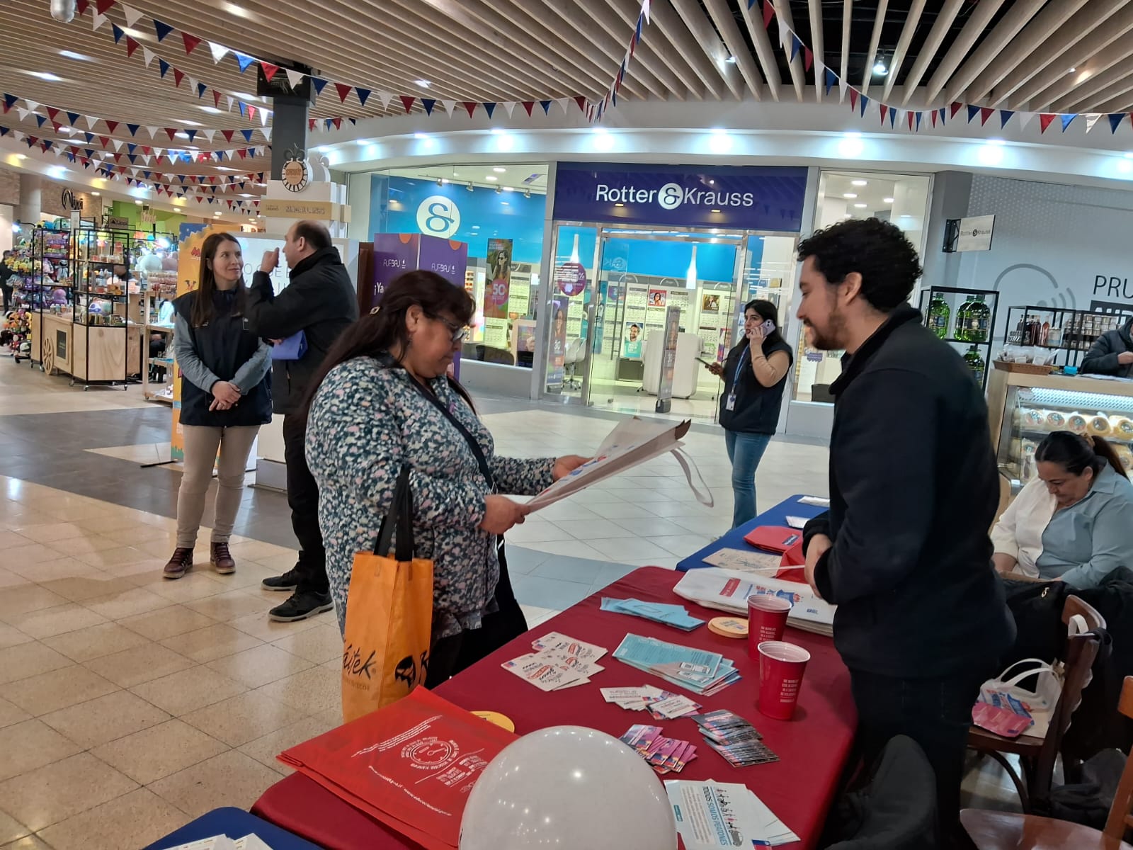 “Por un 18 seguro”: Ministerio de Transporte y Telecomunicaciones lanza campaña preventiva de Fiestas Patrias 2025