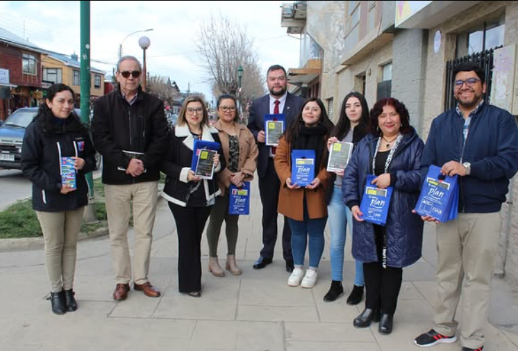 “El Otro Plan” se despliega en Natales para celebrar Fiestas Patrias con responsabilidad y prevención