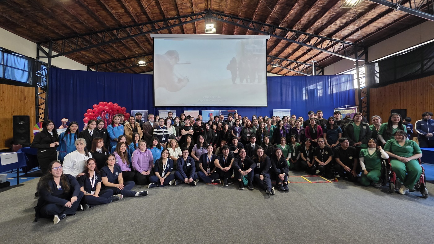 Estudiantes de Punta Arenas se convierten en agentes de prevención en cuarta versión del proyecto “Actívate, Cuídate y Vive sin ACV”