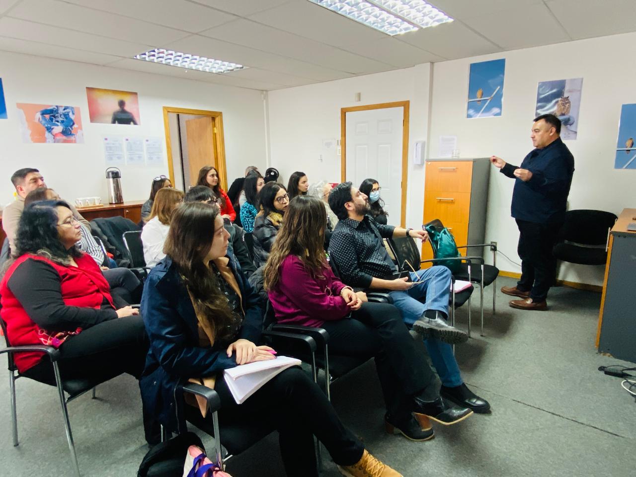 Reinserción Social Juvenil se capacita en modelo de intervención del Riesgo de violencia sexual en jóvenes en conflicto con la Justicia