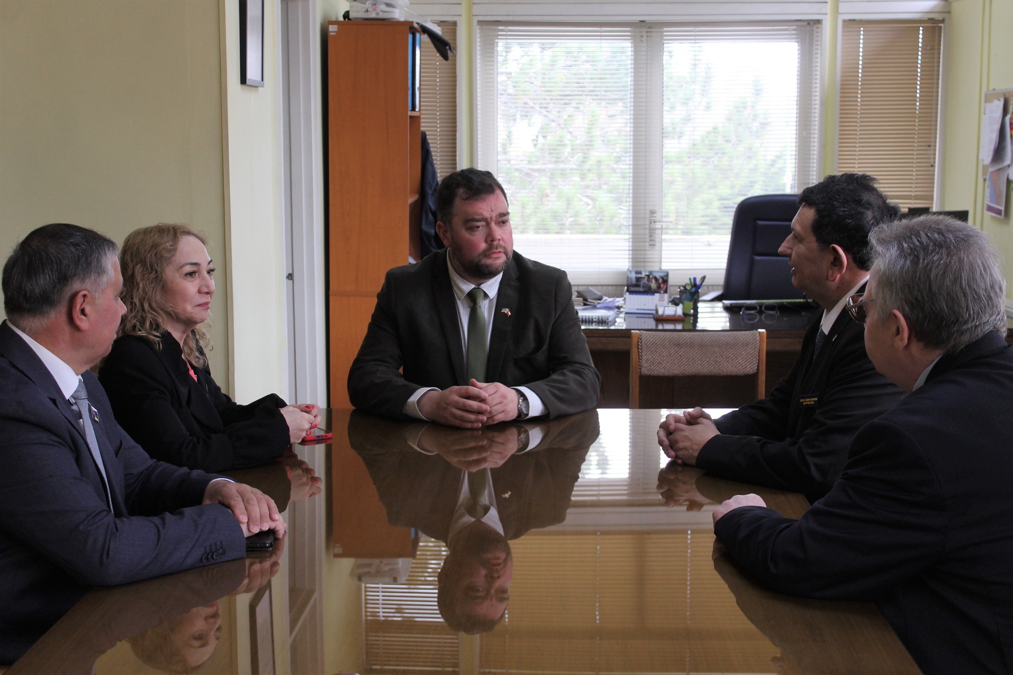 Delegado Provincial de Ultima Esperanza Guillermo Ruiz se reunió con Rotary Club en Puerto Natales