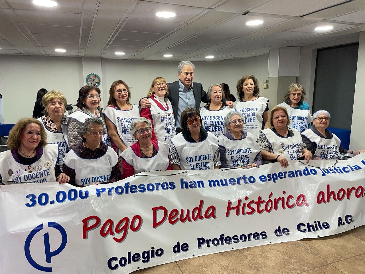 Colegio de Profesores llama a afectados por Deuda Histórica ingresar a plataforma y chequear su situación
