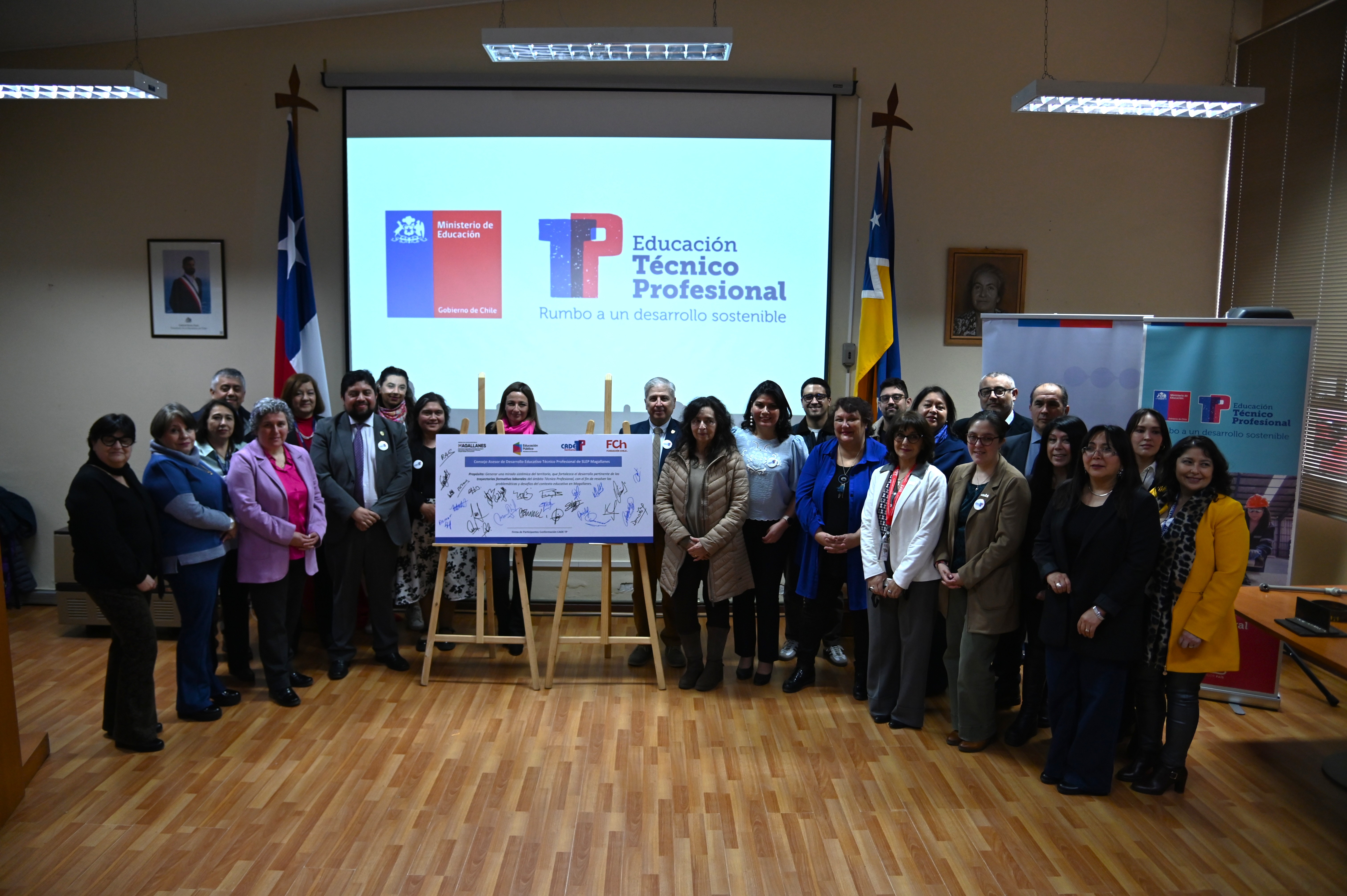 Conforman primer consejo regional público privado para apoyar a la educación media técnico profesional