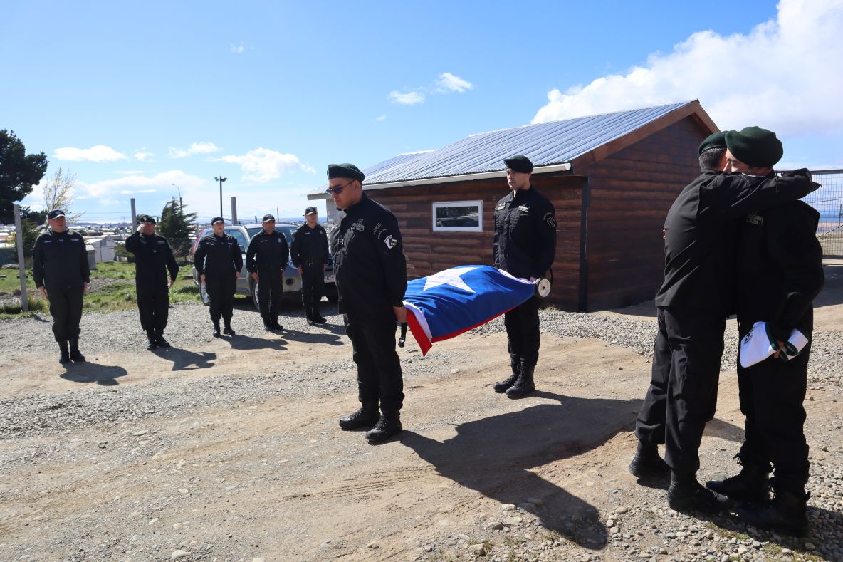 Gendarmería despidió a ejemplar canino en Punta Arenas