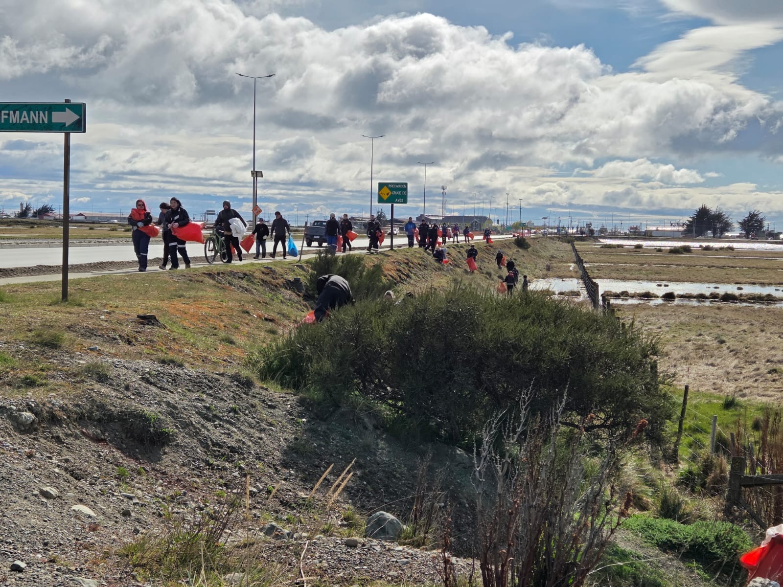 Récord de participación: Históricas jornadas de limpieza en el Humedal Tres Puentes