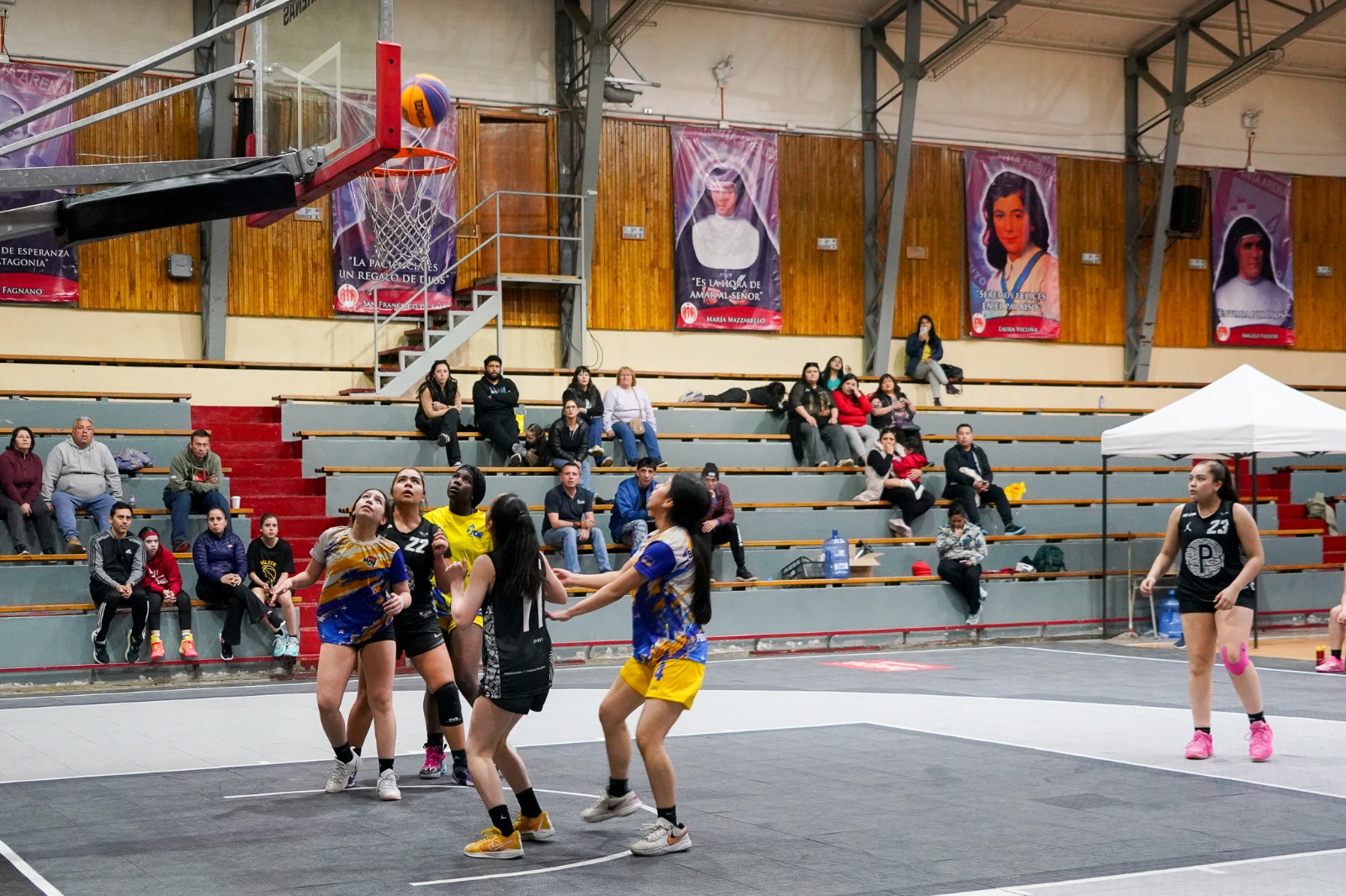 Más de 50 deportistas animaron el Campeonato Municipal de Básquetbol 3×3