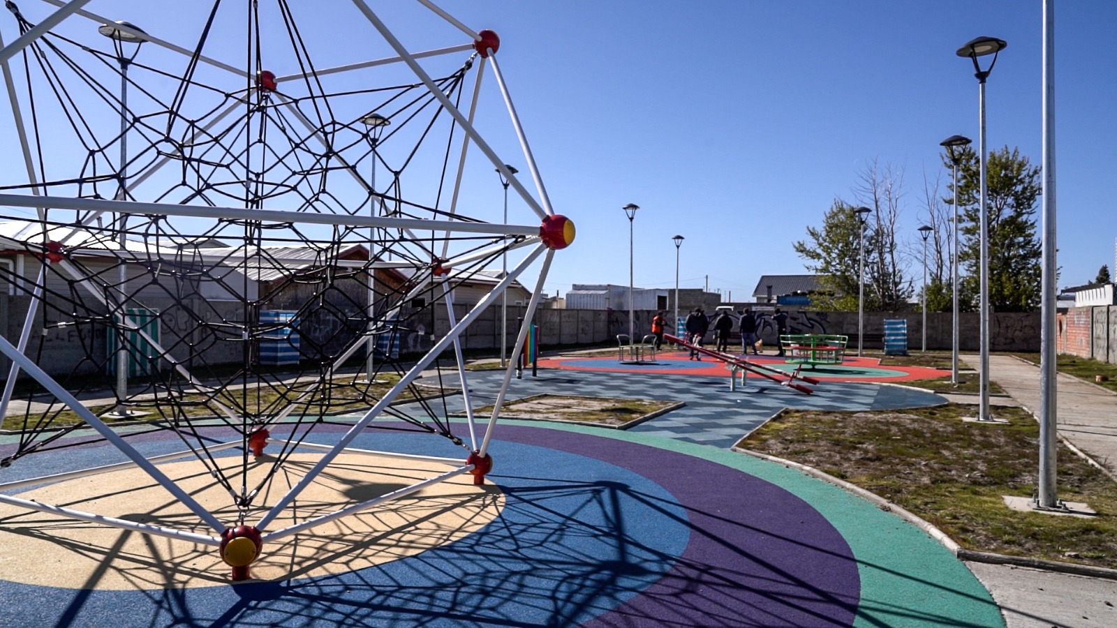 Municipio avanza en el mejoramiento de 28 plazas de la ciudad