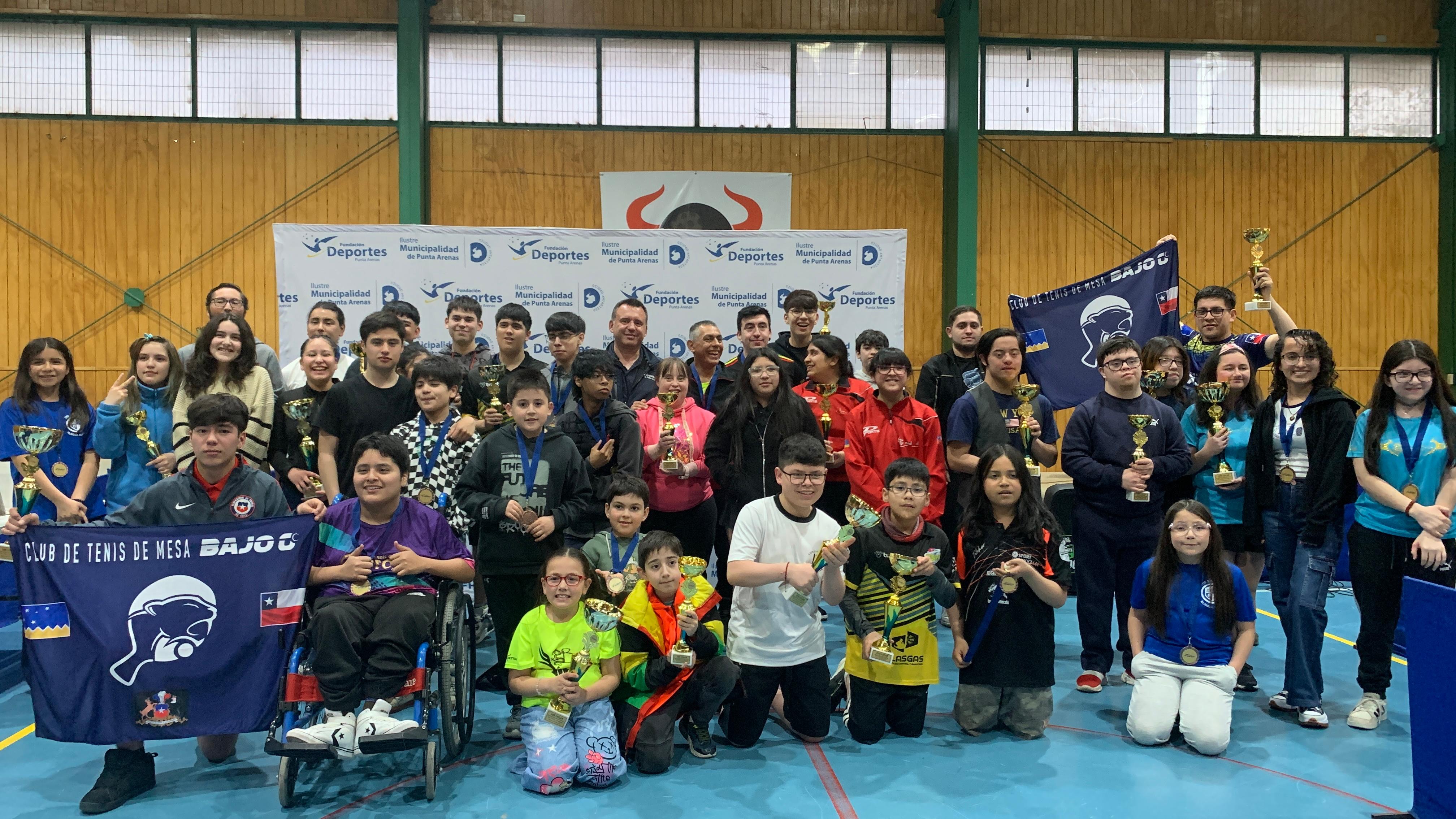 Sexta fecha III Ranking Municipal de Tenis de Mesa y II Ranking Municipal de Tenis de Mesa Paralímpico y premiación anual