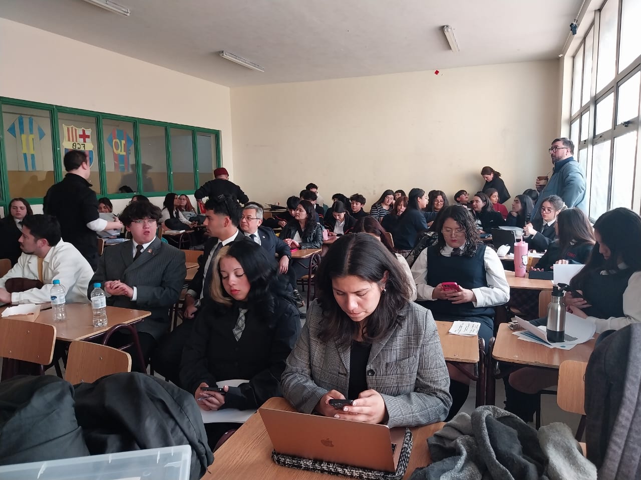 H2V Magallanes apoya el Torneo Interescolar de Debate Competitivo “TODE PUQ”