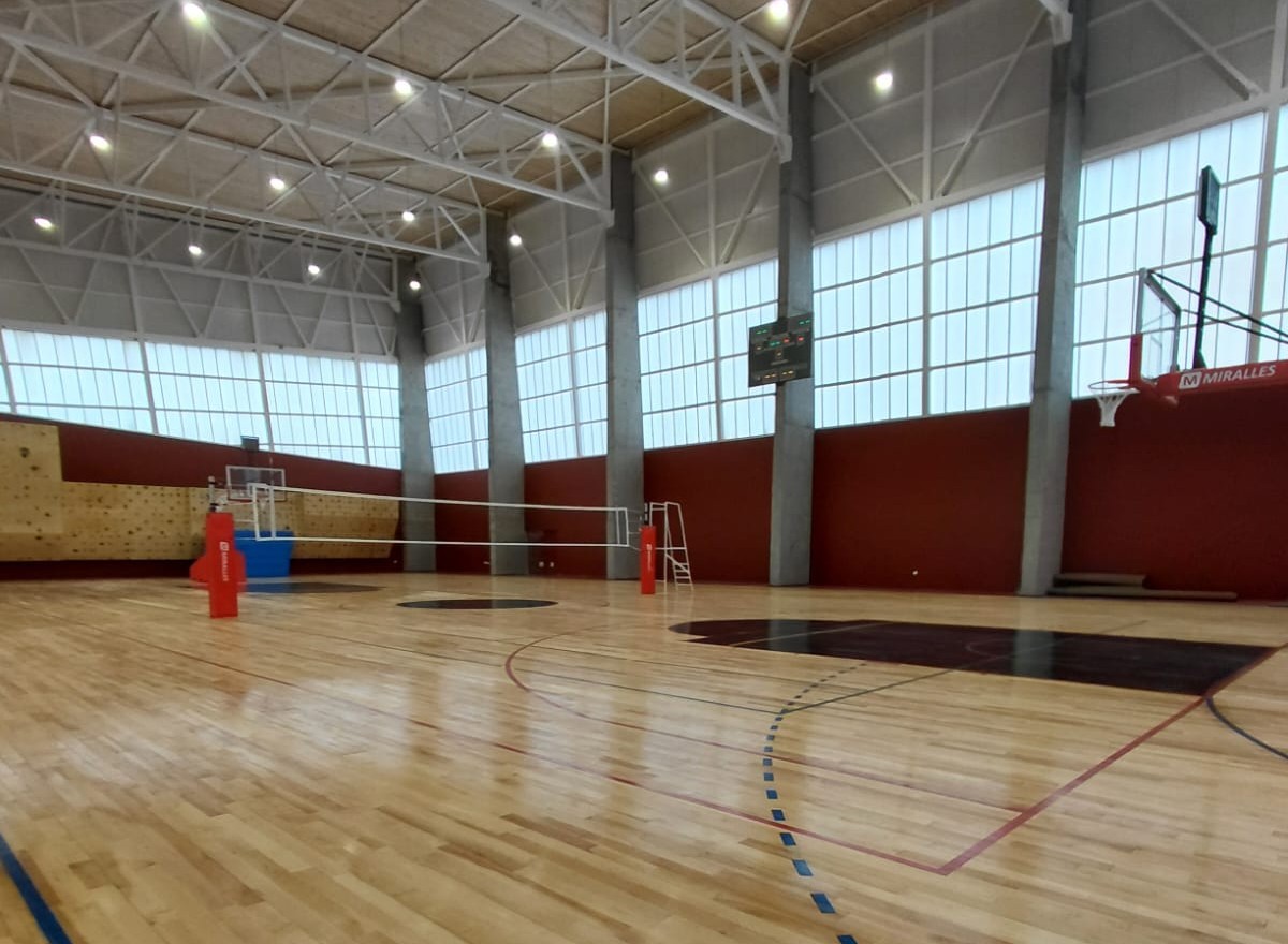 Consejero por Tierra del Fuego Rodolfo Cárdenas destaca avance de obras en Porvenir durante visita inspectiva