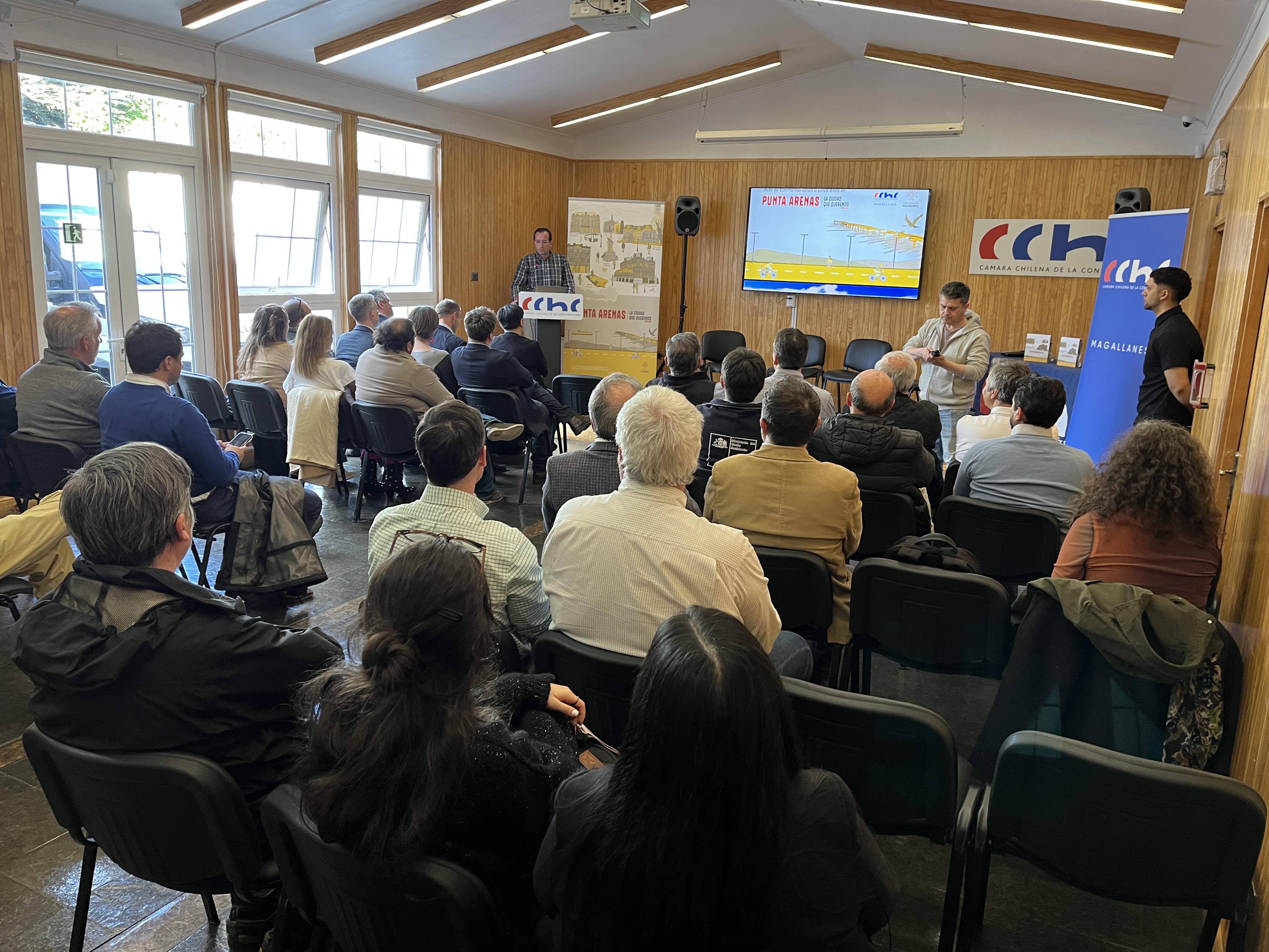 Punta Arenas revisa su hoja de ruta urbana a cinco años de mesa “La ciudad que queremos”