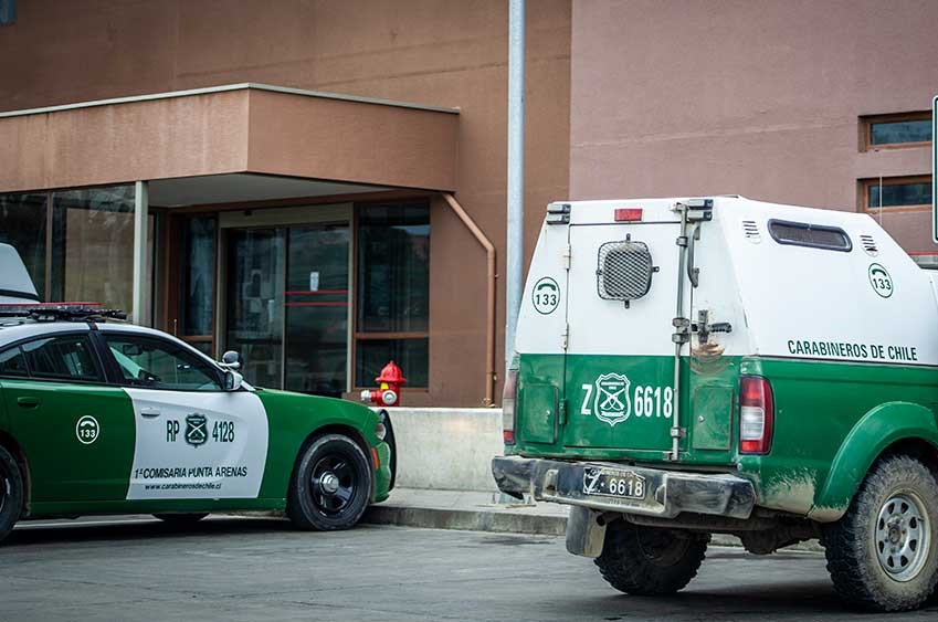 Detenido agrede a Carabineros durante procedimiento y funcionario resulta con fractura en un dedo