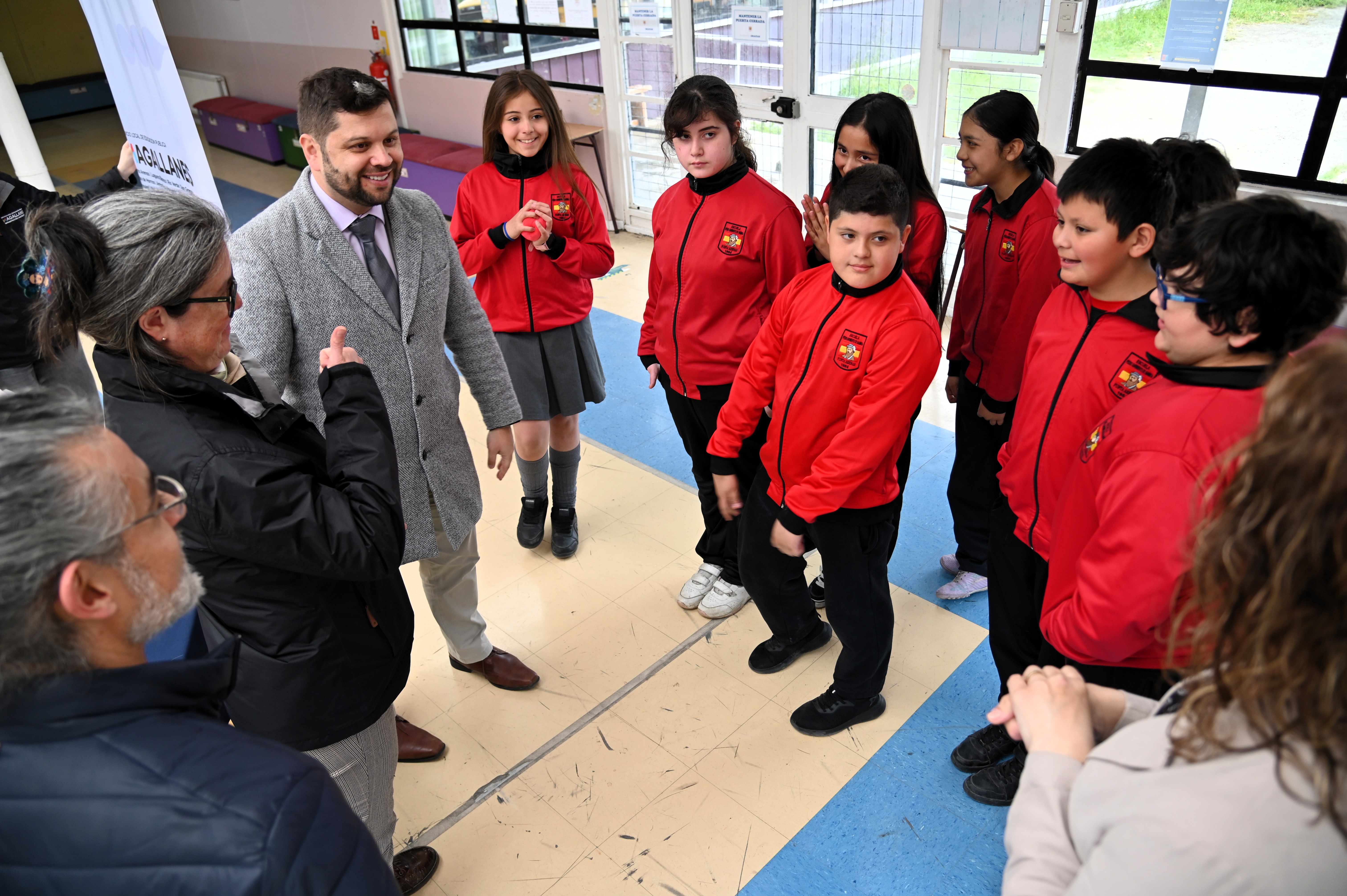Nuevas calderas aseguran calefacción de calidad en la Escuela Pedro Sarmiento de Gamboa de Punta Arenas