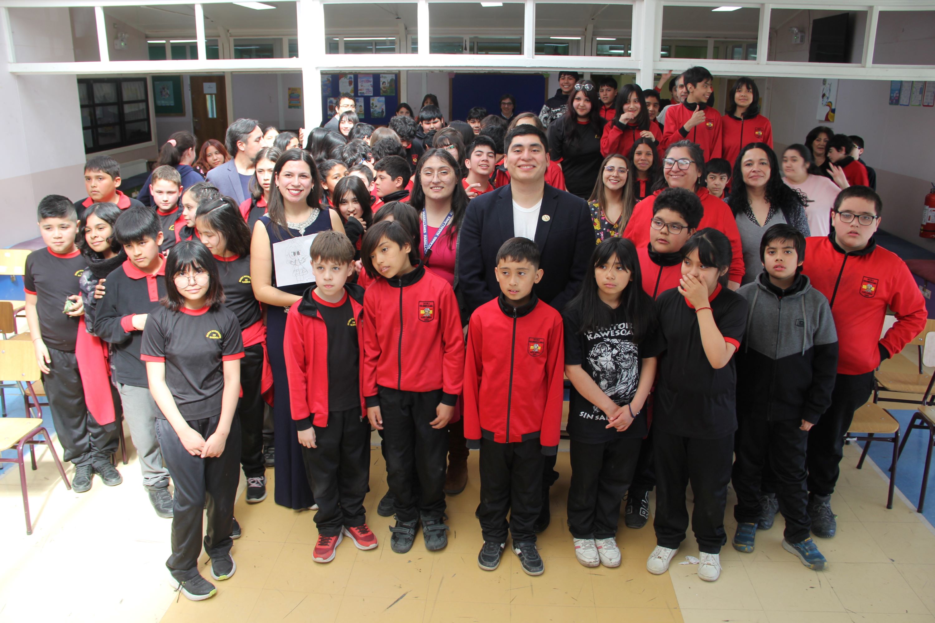 En la escuela Sarmiento de Gamboa concluyó iniciativa «Acercando la ópera al aula» en Magallanes   
