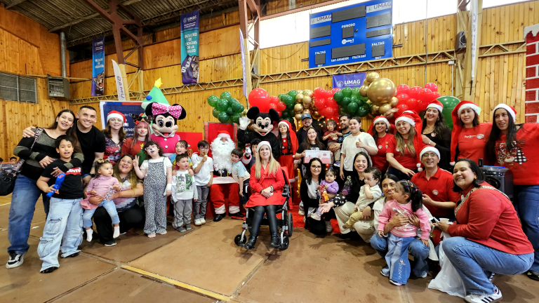 Llegó la Navidad al Servicio de Salud Magallanes