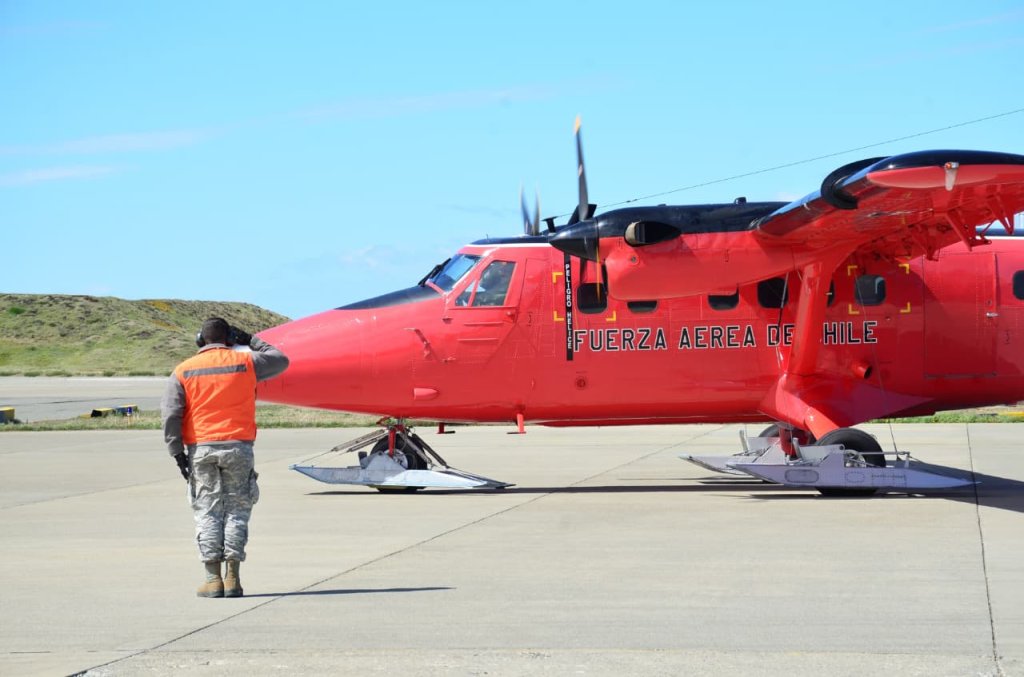 Grupo de Aviación Nº6 conmemoró 95 años de servicio en la Región de Magallanes y la Antártica Chilena