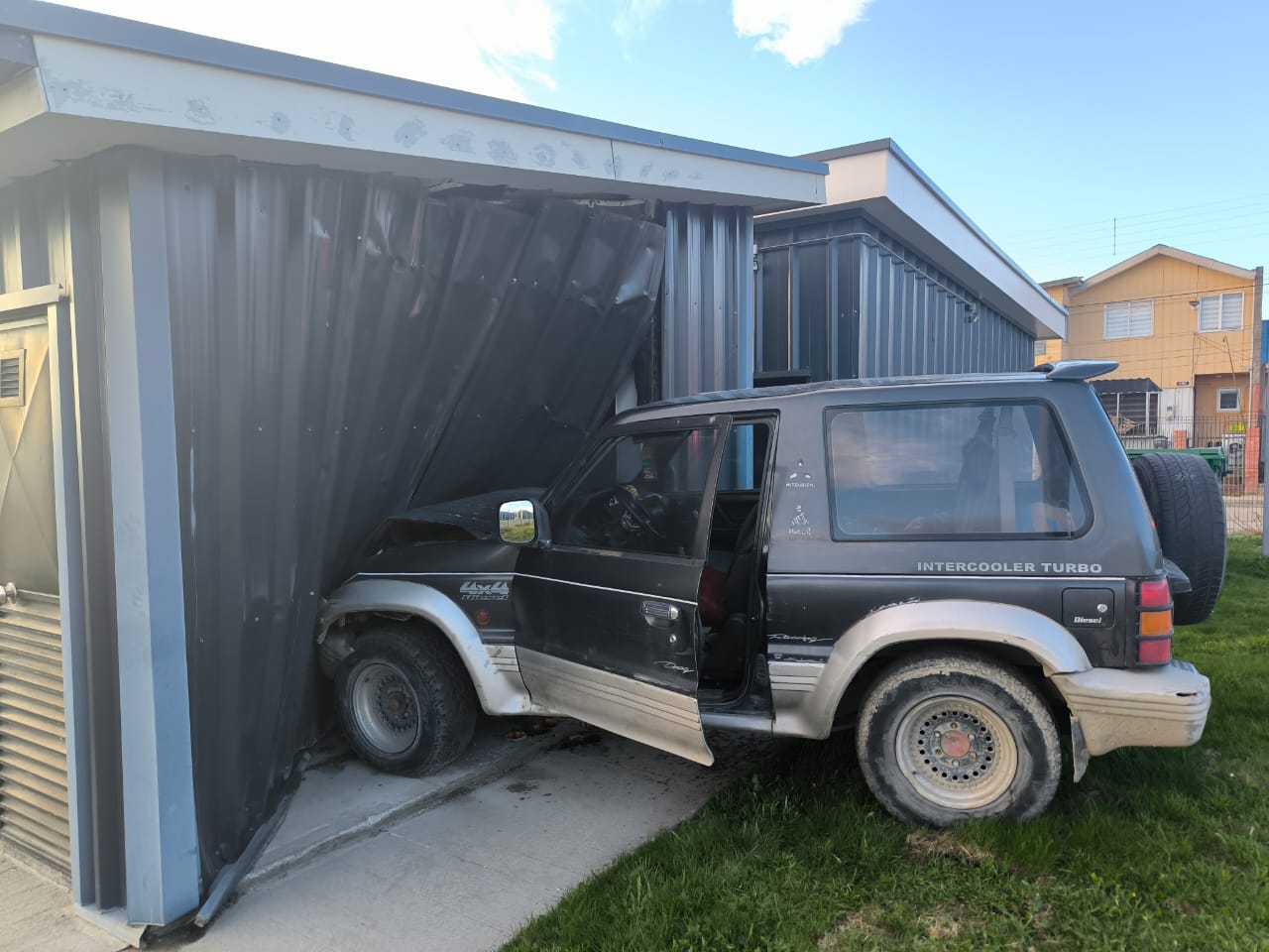 Cormupa anuncia acciones judiciales tras choque que dejó sin funcionamiento al Cecosf Fortaleciendo Vidas