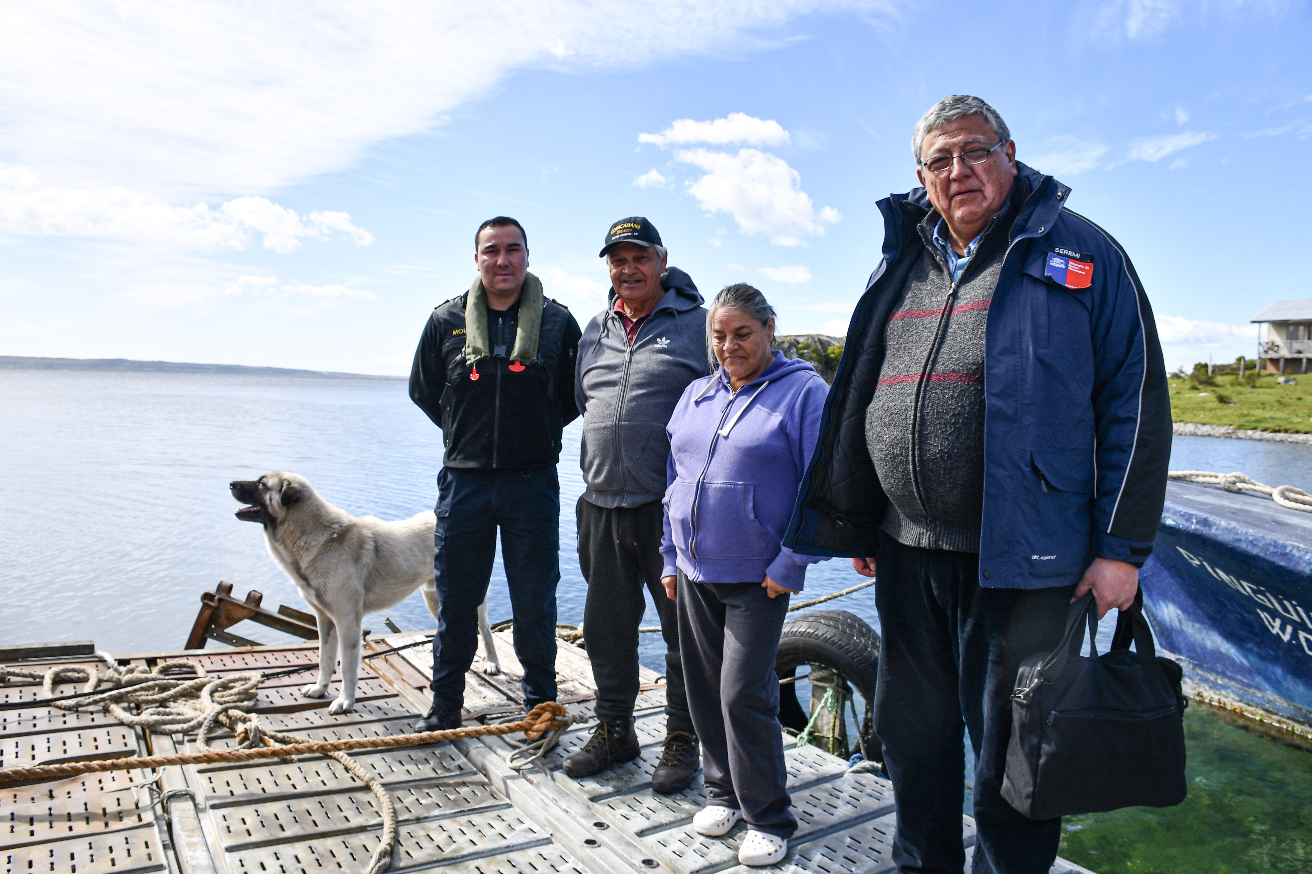 Con apoyo de la Armada el ministerio de Bienes Nacionales fiscalizó terrenos en la península Antonio Varas
