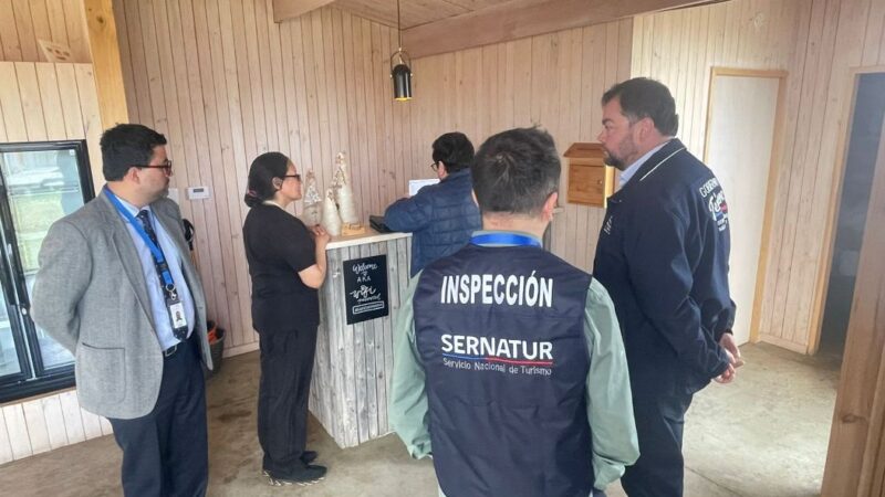 SERNAC, SERNATUR y SII realizan fiscalización integrada a empresas de servicios turísticos en Puerto Natales