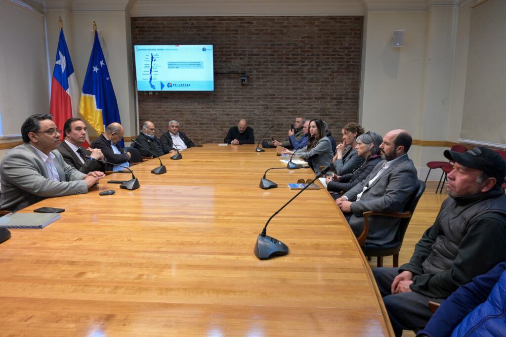 Gobierno Regional de Magallanes y EPAUSTRAL revisan avances de Convenio de Programación EPA-GORE