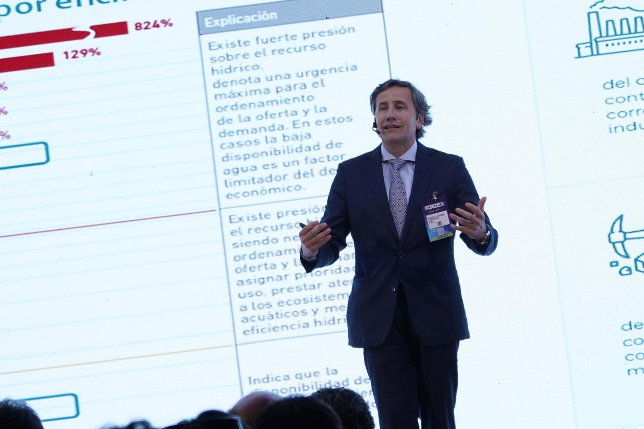 Aguas Magallanes gestionó participación de experto en desalinización en la Tercera Feria Educativa de Hidrógeno verde y en charlas dirigidas a la comunidad