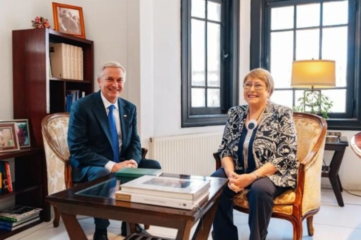 Presidente electo José Antonio se reunió con la ex Presidenta Michelle Bachelet